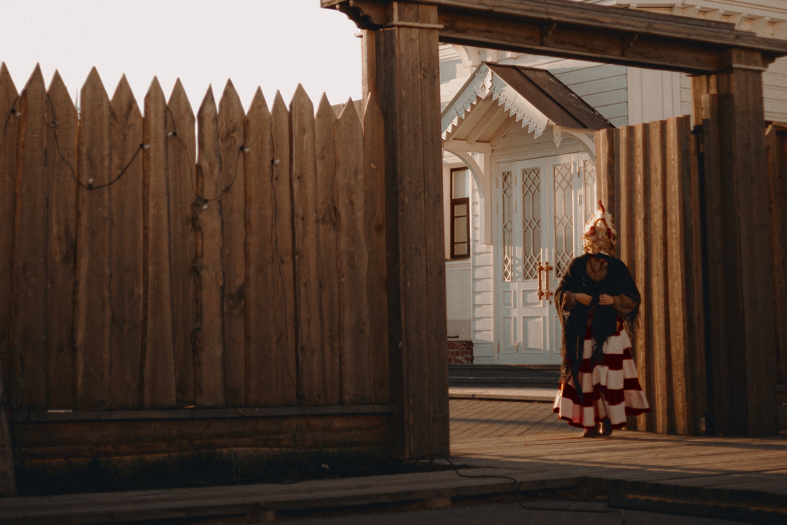 Спектакль «Куриное кабаре» от Свободного молодежного театра | Тобольск. Арт-фотограф Крис Л. в Тобольске: портрет, семейные, свадьбы