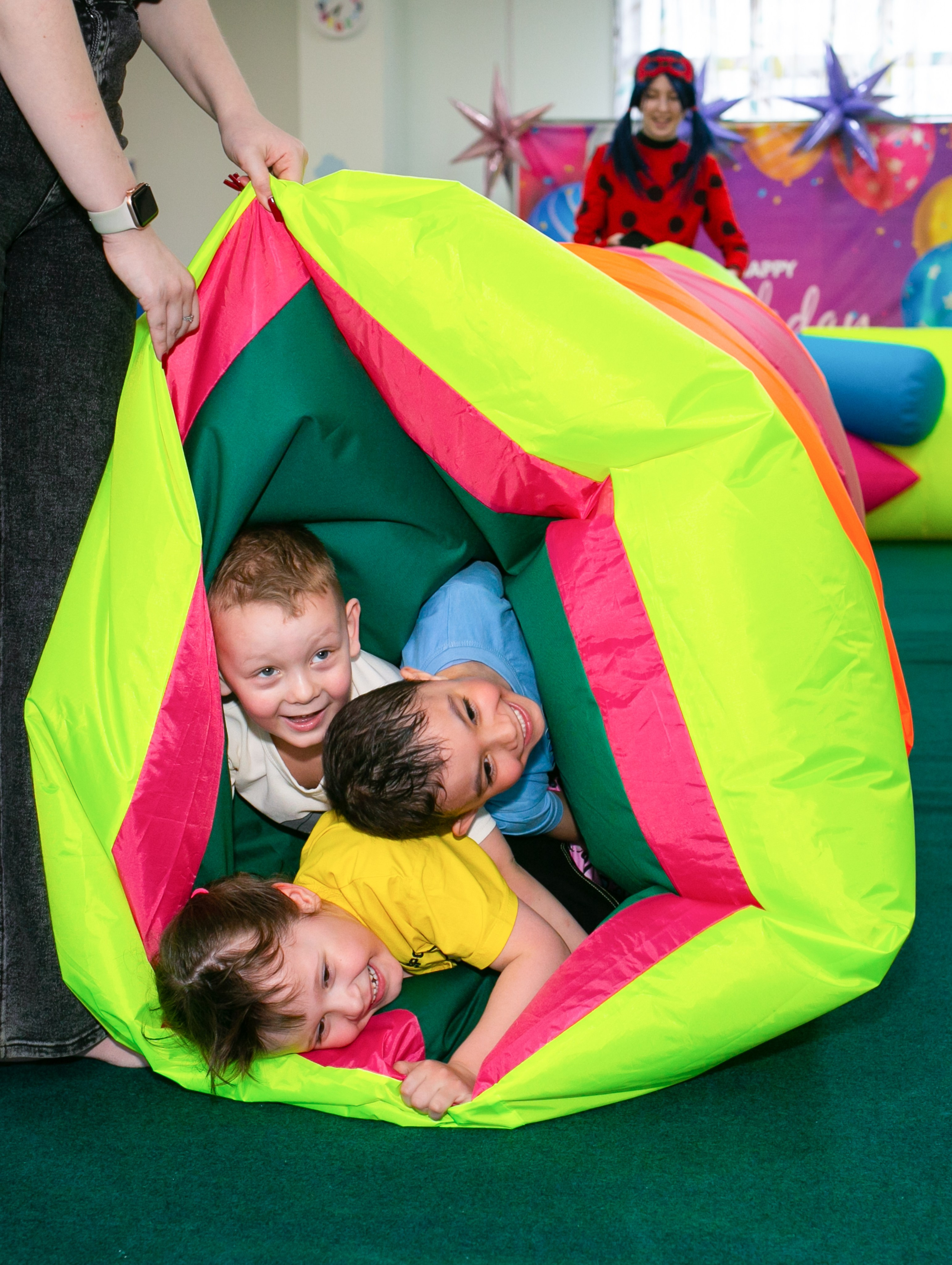 Леди Баг и Бэтмен. Фотограф новорожденных и семейный фотограф НСО г. Бердск Марина Львова