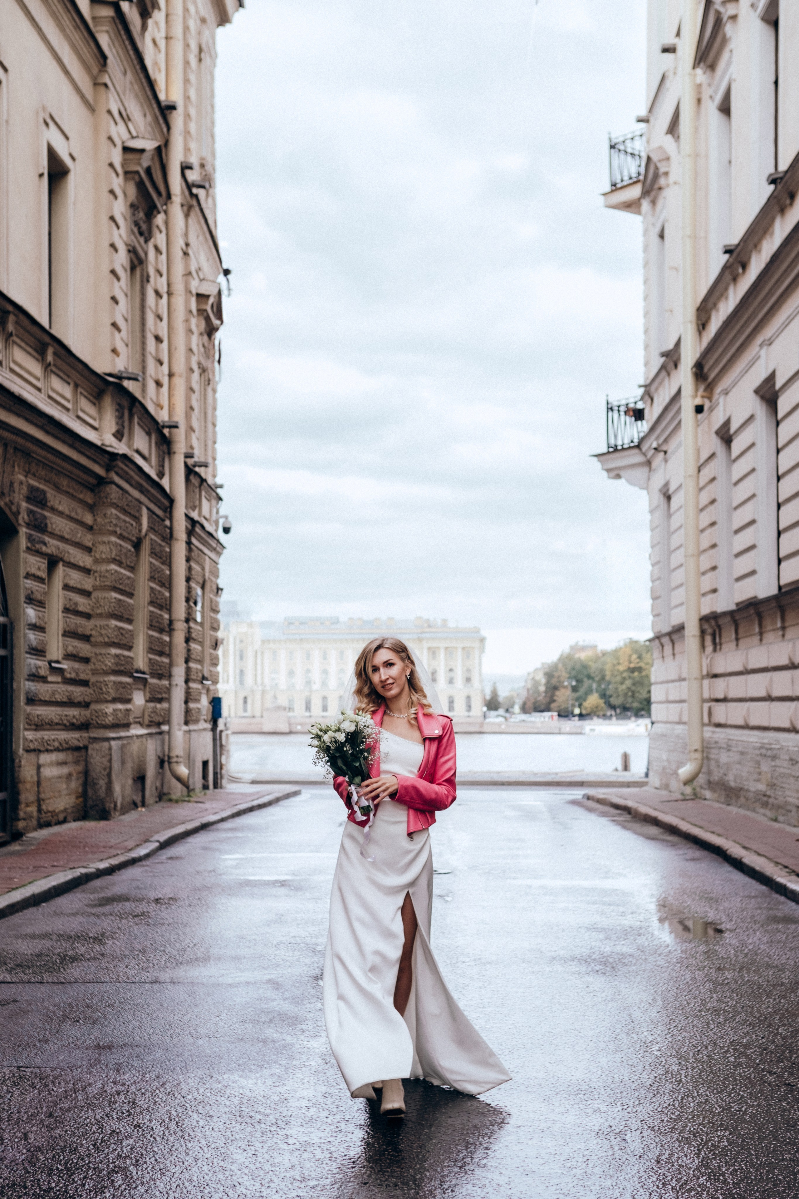 Дворец Бракосочетания № 1(дневная) +прогулка. Фотограф в Санкт-Петербурге Кристина Брянская