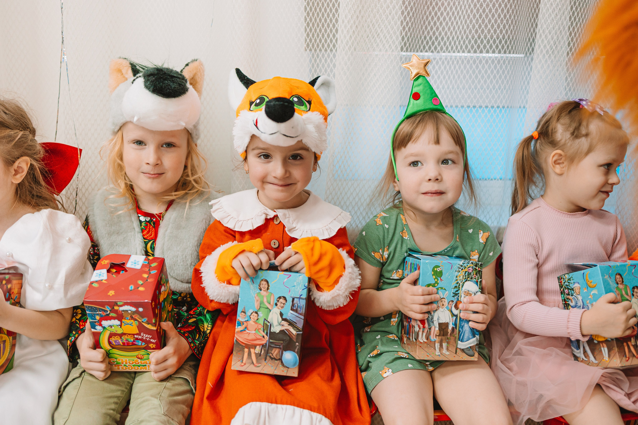 Утренник+портреты. Семейный фотограф Тюмень, фотограф на роды Салмина Мария