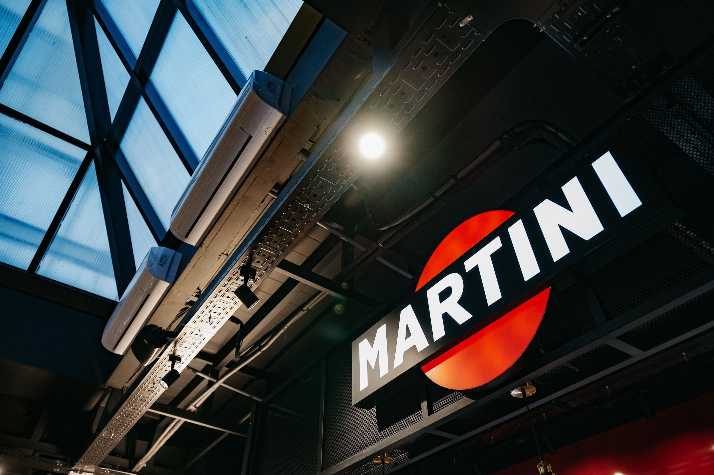 MARTINI. Владимир Дьяконов — Индустриальный и репортажной фотограф в России