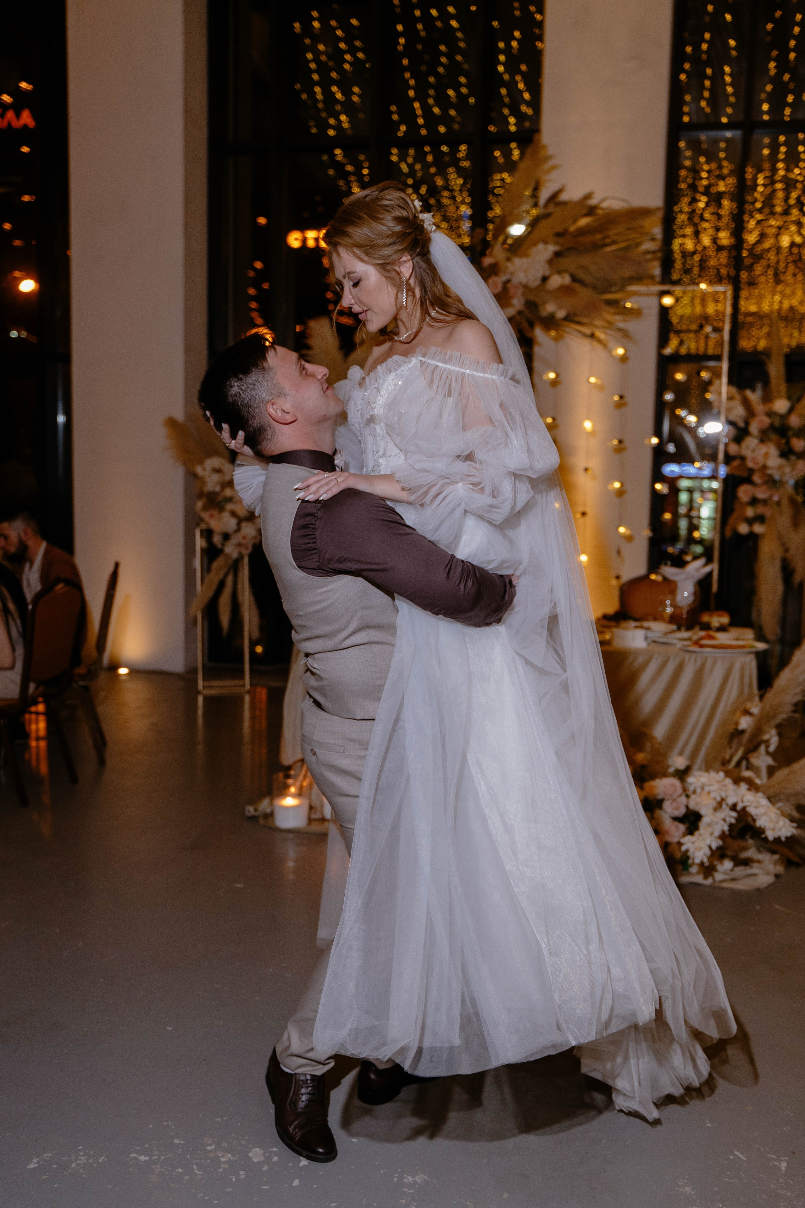 Свадебный день Магомеда и Вероники. Фотограф Чита. Индивидуальные портреты, LoveStory, свадьбы