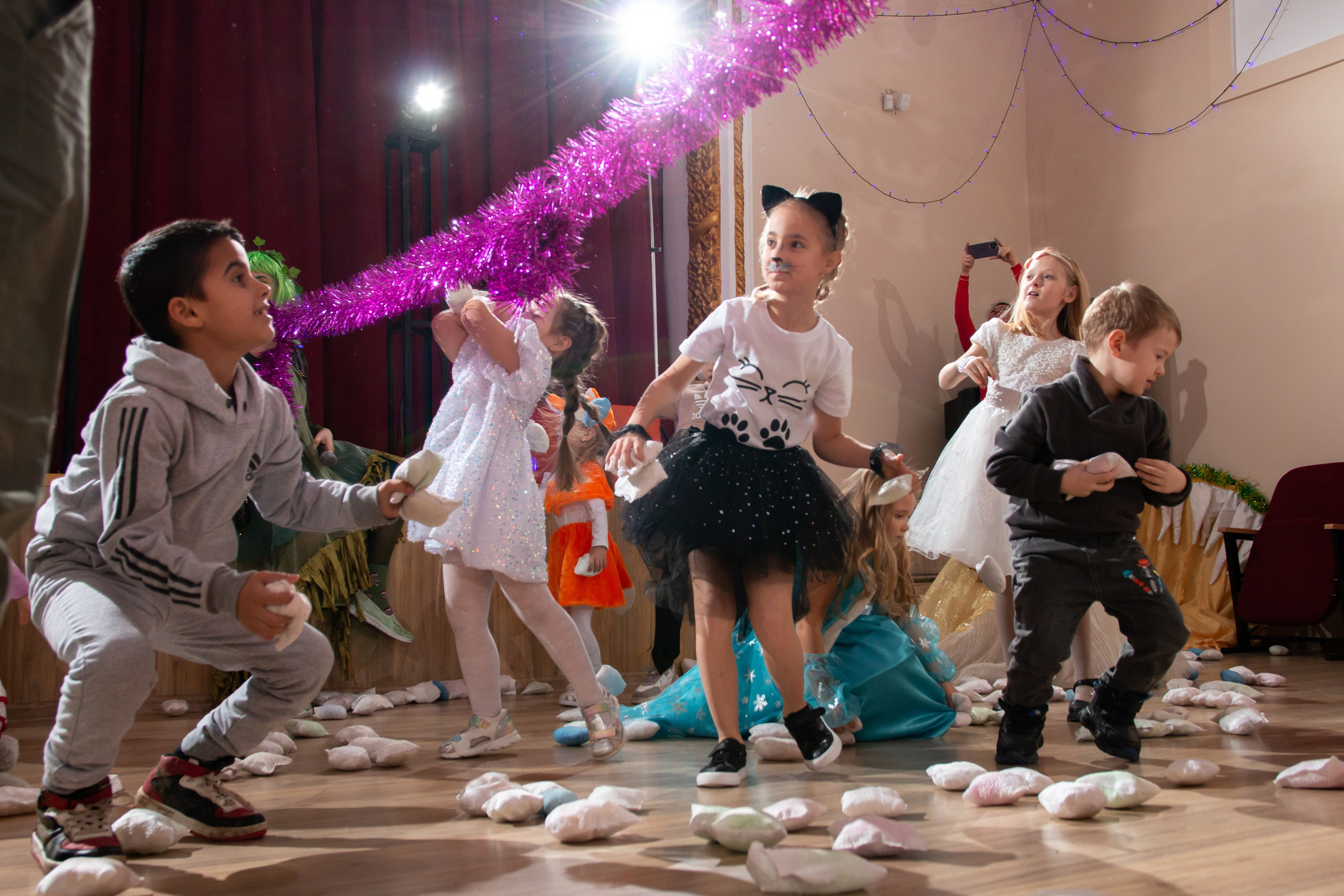 Новогодний утренник ДК Строитель 25.12.2023 г. г. Новоалександровск. Главная