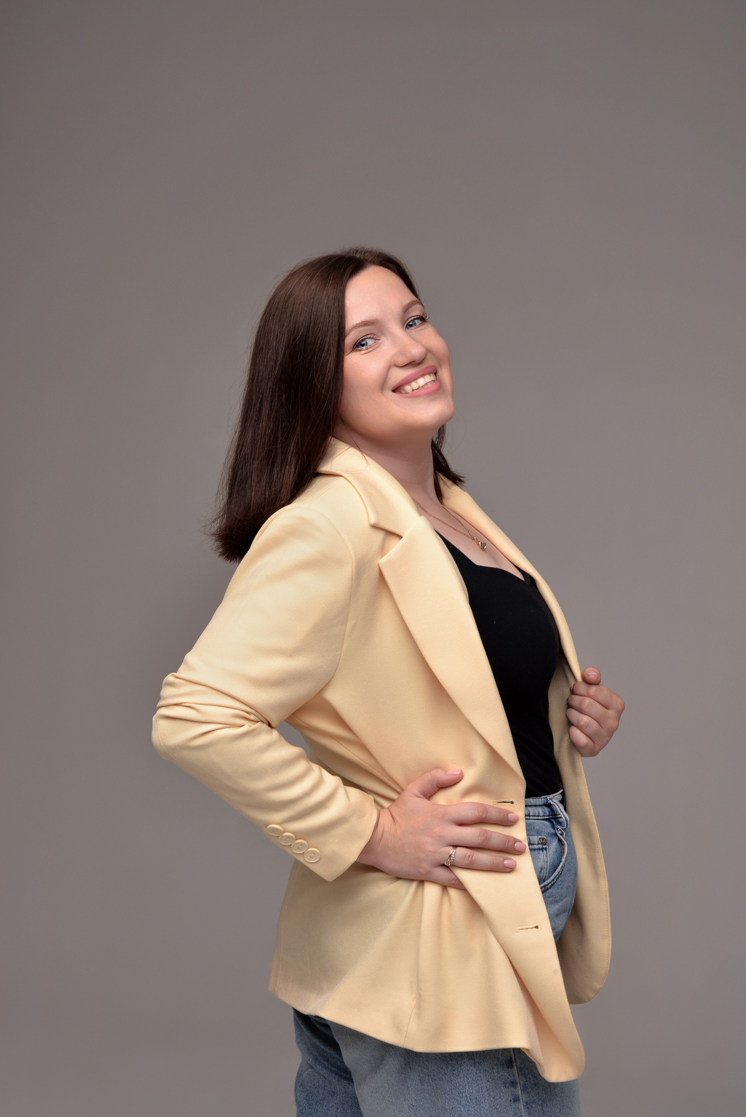 Ольга, контент съемка на циклораме. Семейный и свадебный фотограф Галина Абакумова, фотосессии в Белгороде