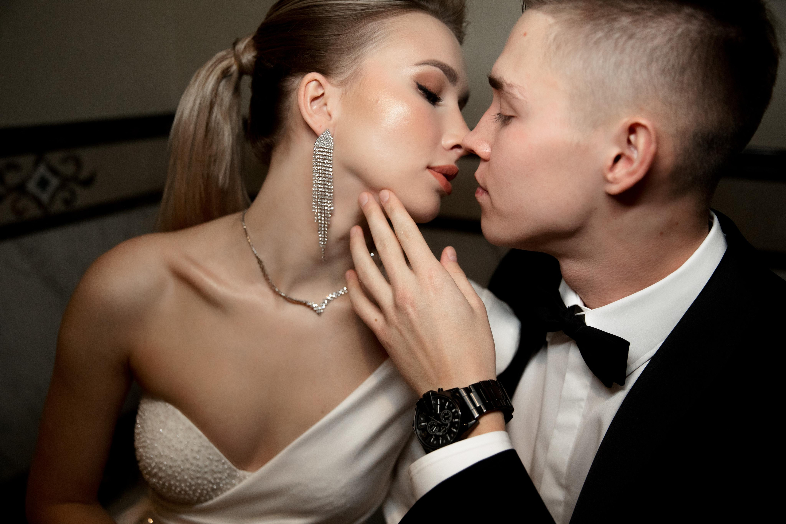 Свадебная фотосессия в отеле Эрмитаж. Свадебный фотограф в Санкт-Петербурге Никита Кузякин