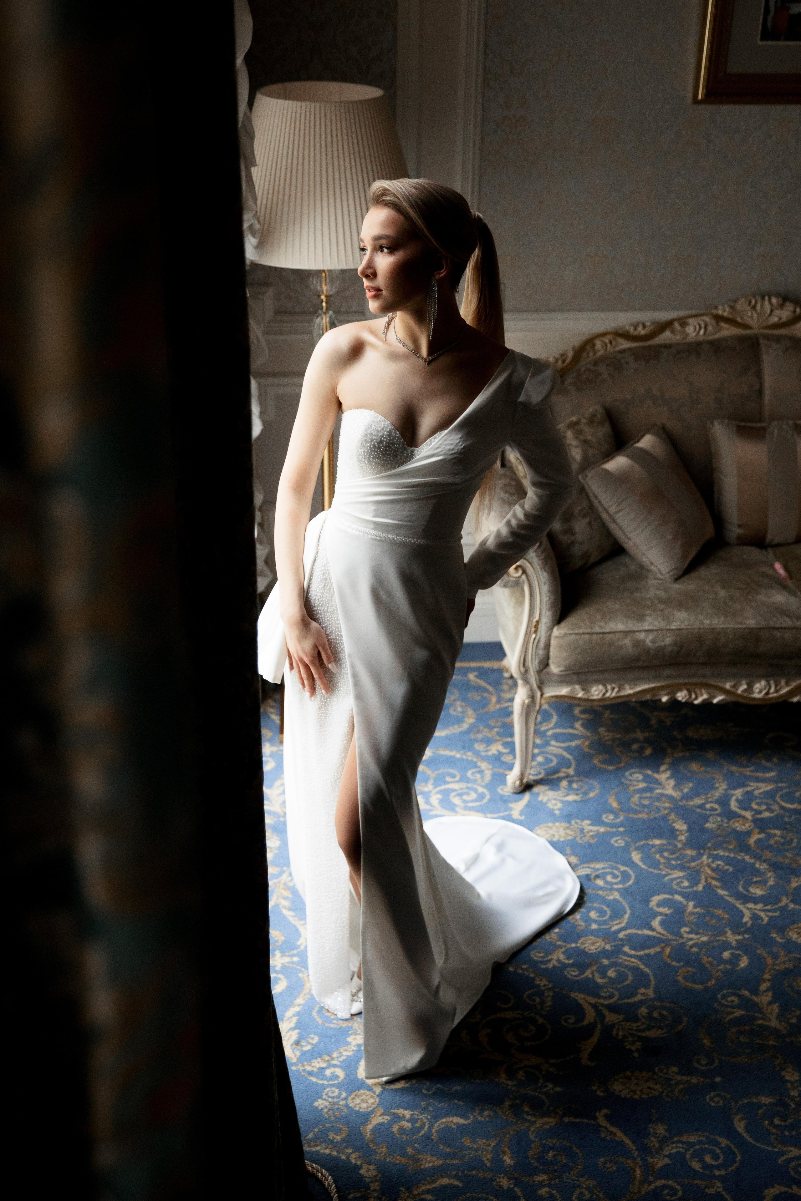 Свадебная фотосессия в отеле Эрмитаж. Свадебный фотограф в Санкт-Петербурге Никита Кузякин