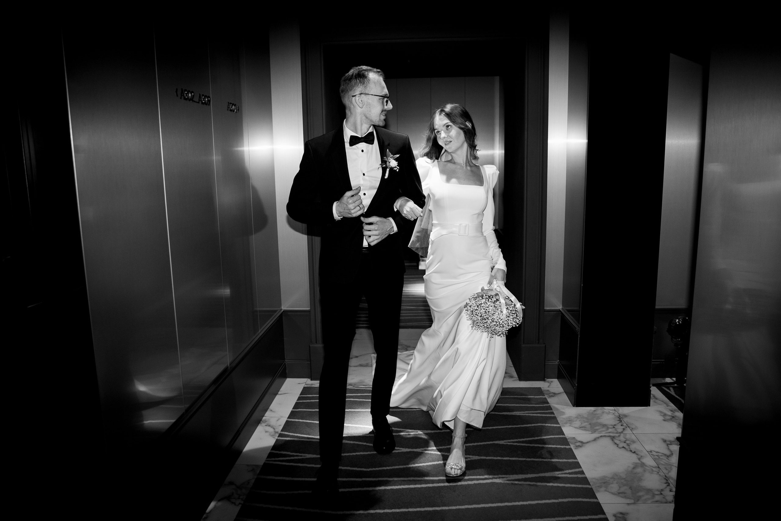 фотосессия в коридорах отеля