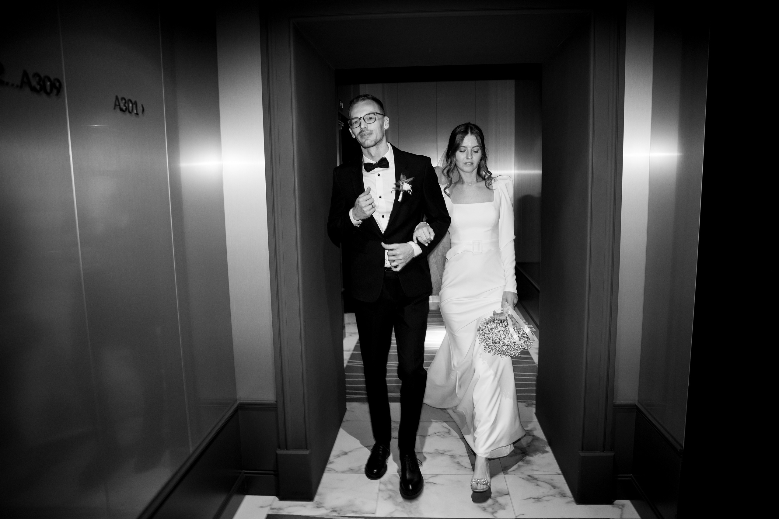 фотосессия в коридорах отеля