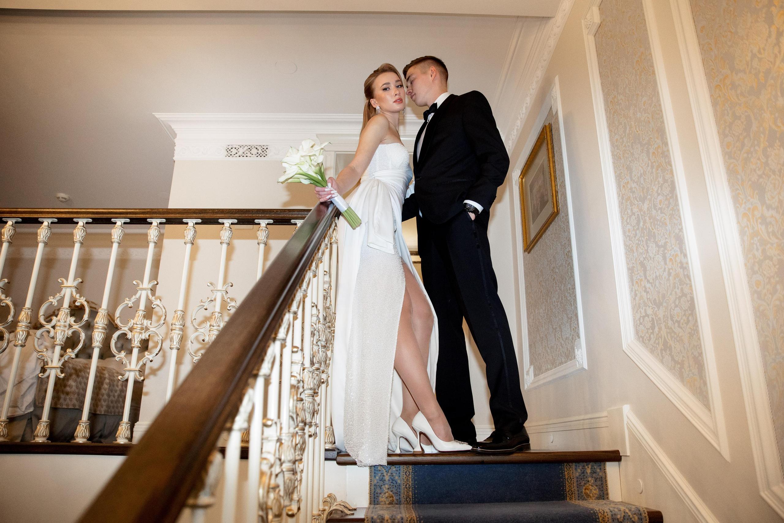 Свадебная фотосессия в отеле Эрмитаж. Свадебный фотограф в Санкт-Петербурге Никита Кузякин