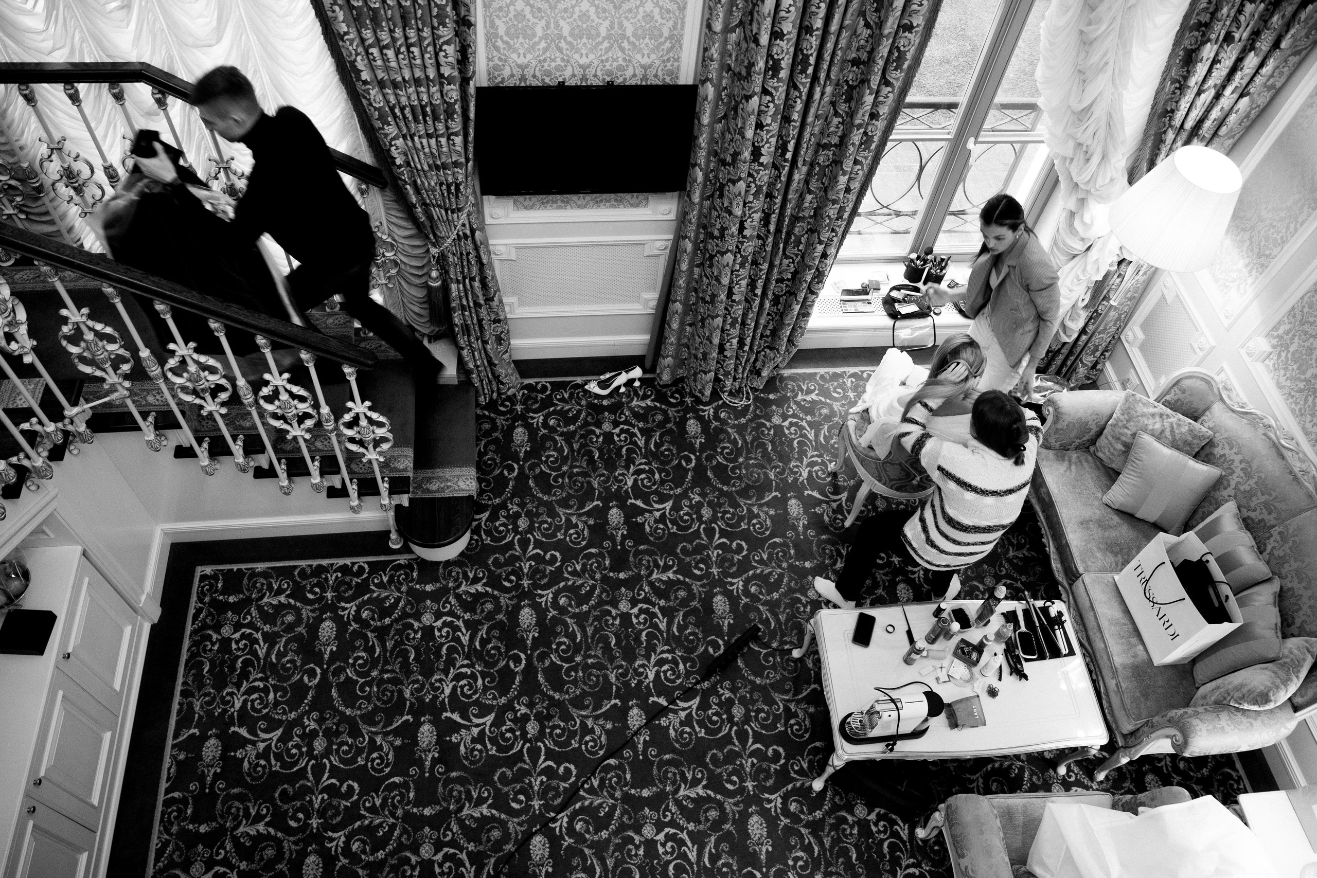 Свадебная фотосессия в отеле Эрмитаж. Свадебный фотограф в Санкт-Петербурге Никита Кузякин