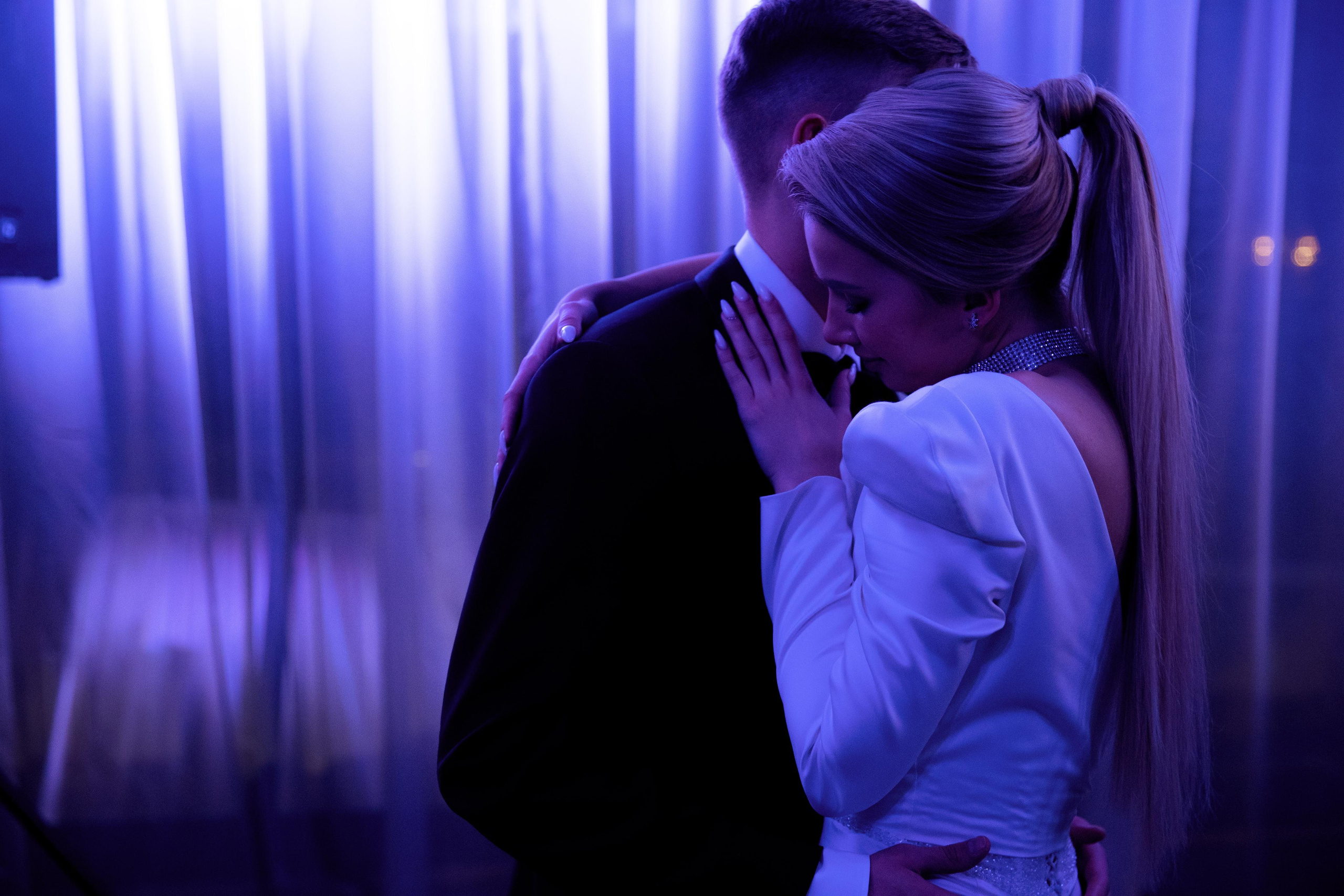 Свадебная фотосессия в отеле Эрмитаж. Свадебный фотограф в Санкт-Петербурге Никита Кузякин