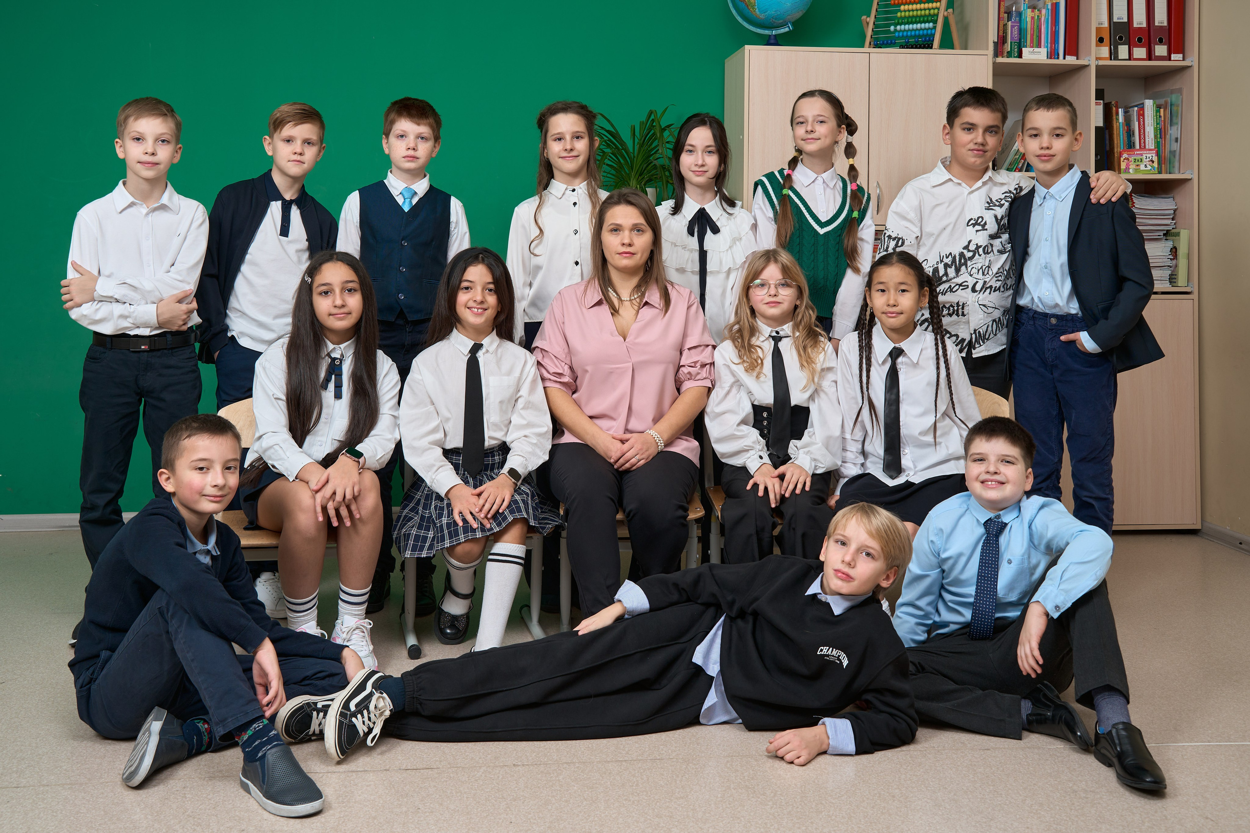 Начальные классы — школьная фотосъёмка | Примеры работ | Фотограф Эмиль Имаретли