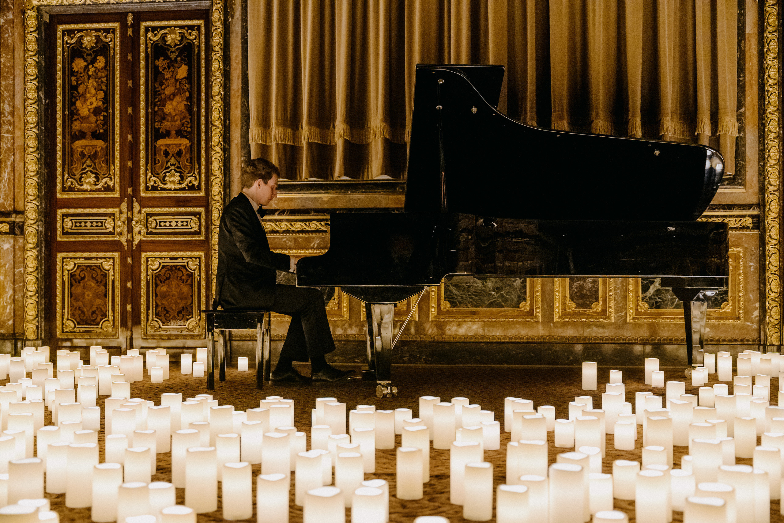 Concert at Polovtsov mansion. Svyatoslav Bunkov | photographer