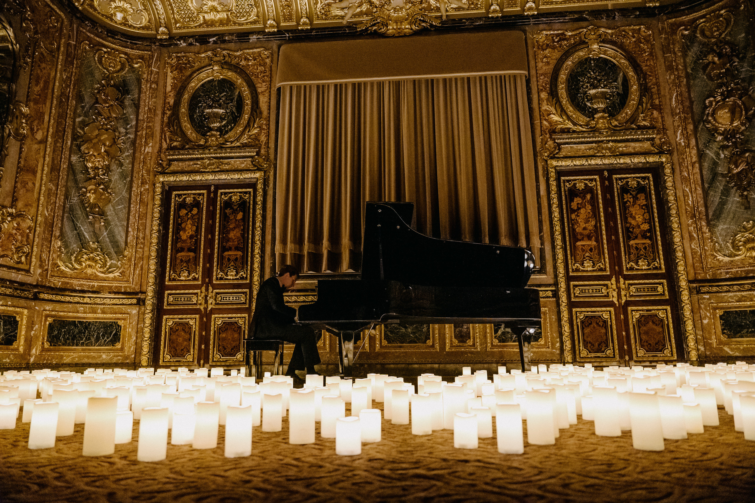 Concert at Polovtsov mansion. Svyatoslav Bunkov | photographer