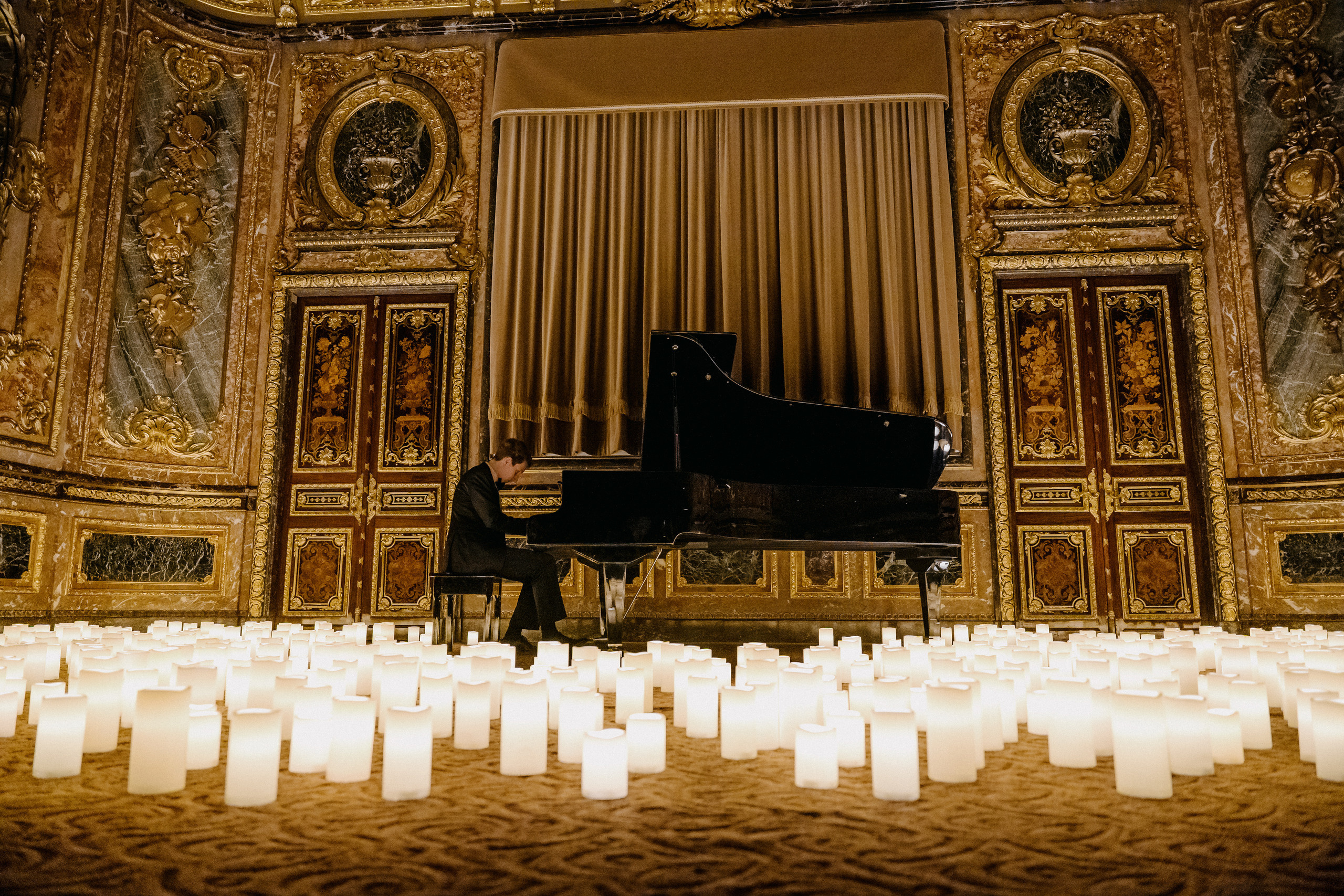 Concert at Polovtsov mansion. Svyatoslav Bunkov | photographer