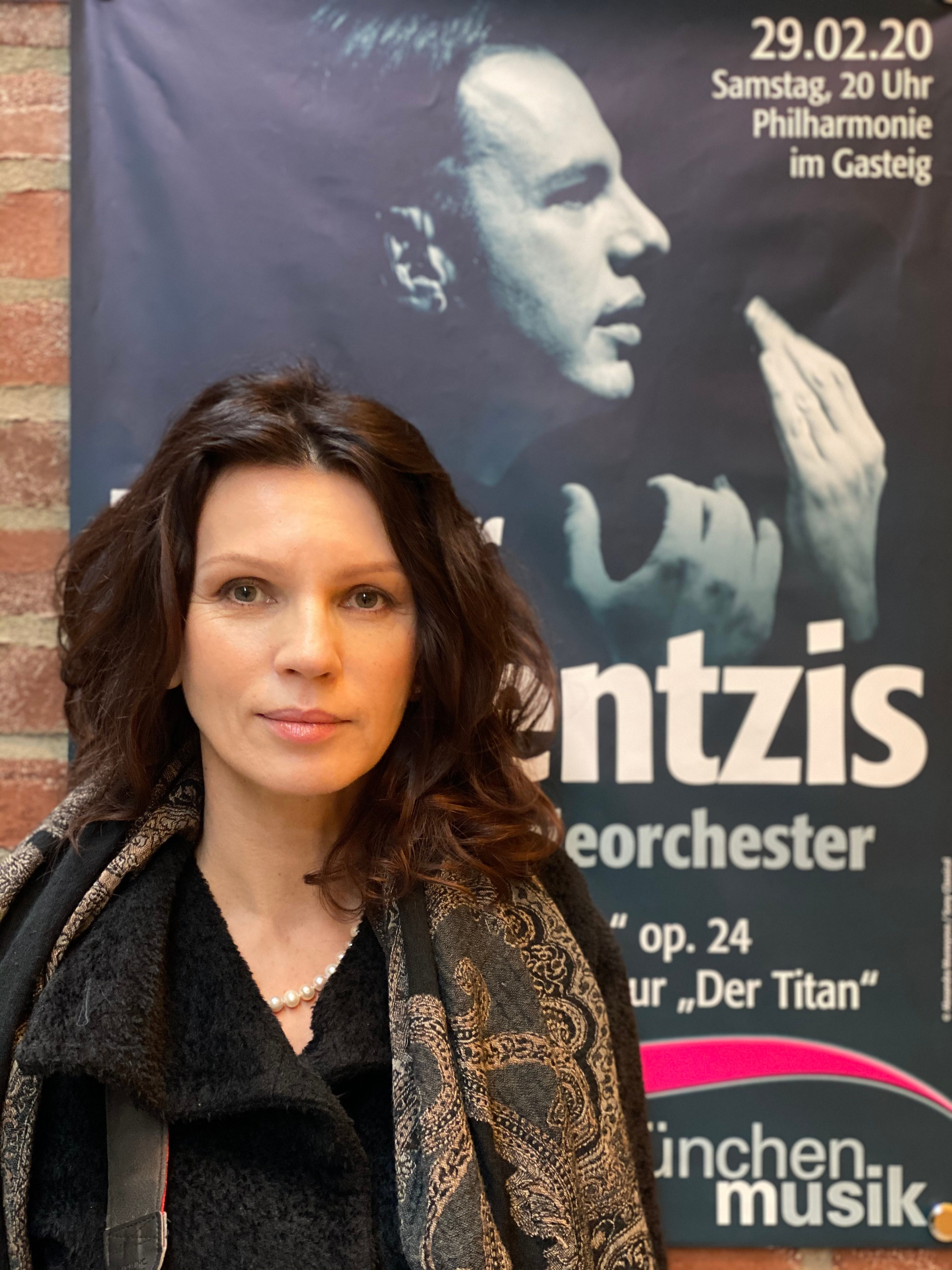 ABOUT ME. Visual artist and photographer Alexandra Muravyeva