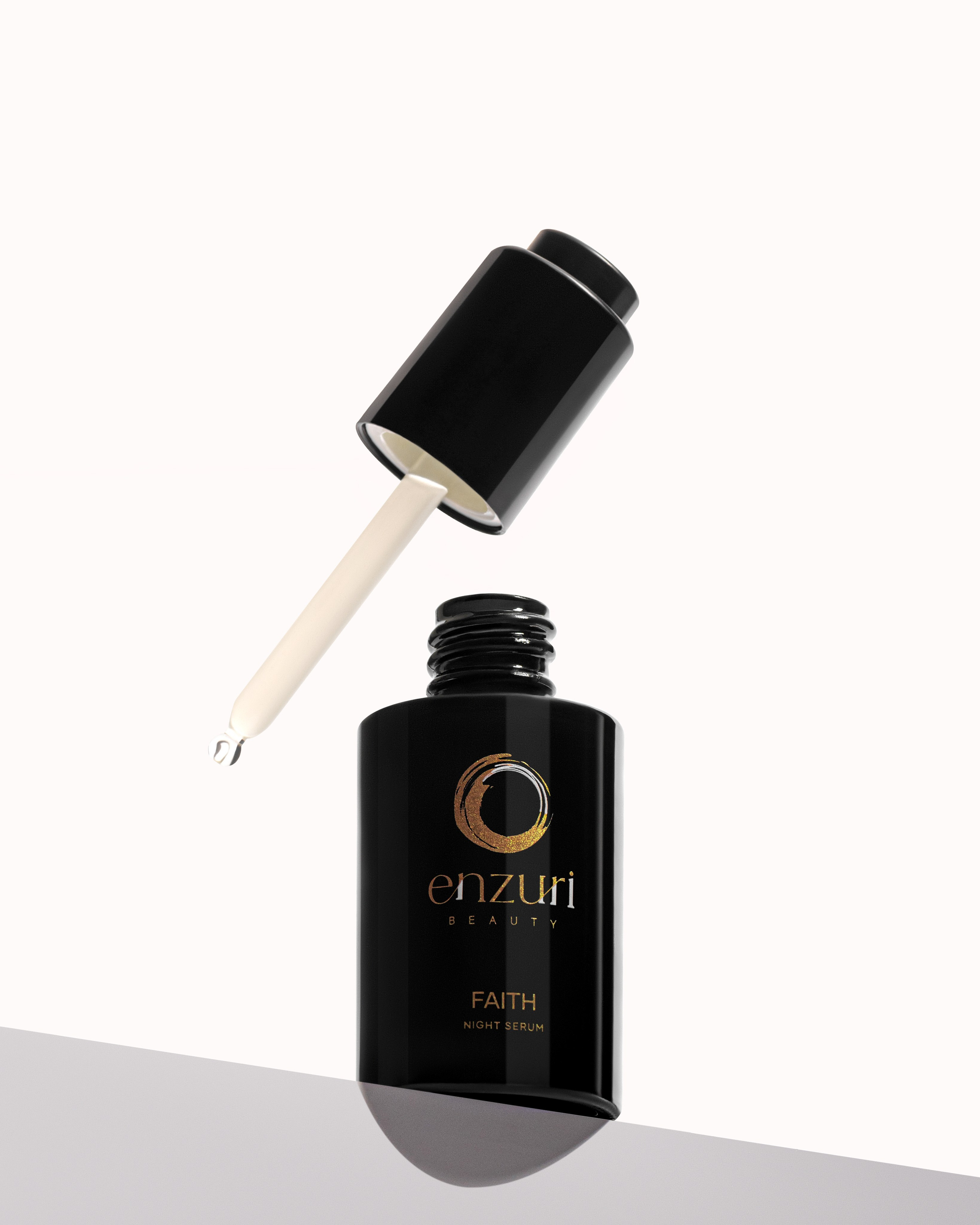 PRODUCT. RETOUCHER / Beauty / Product / Fashion / Commercial