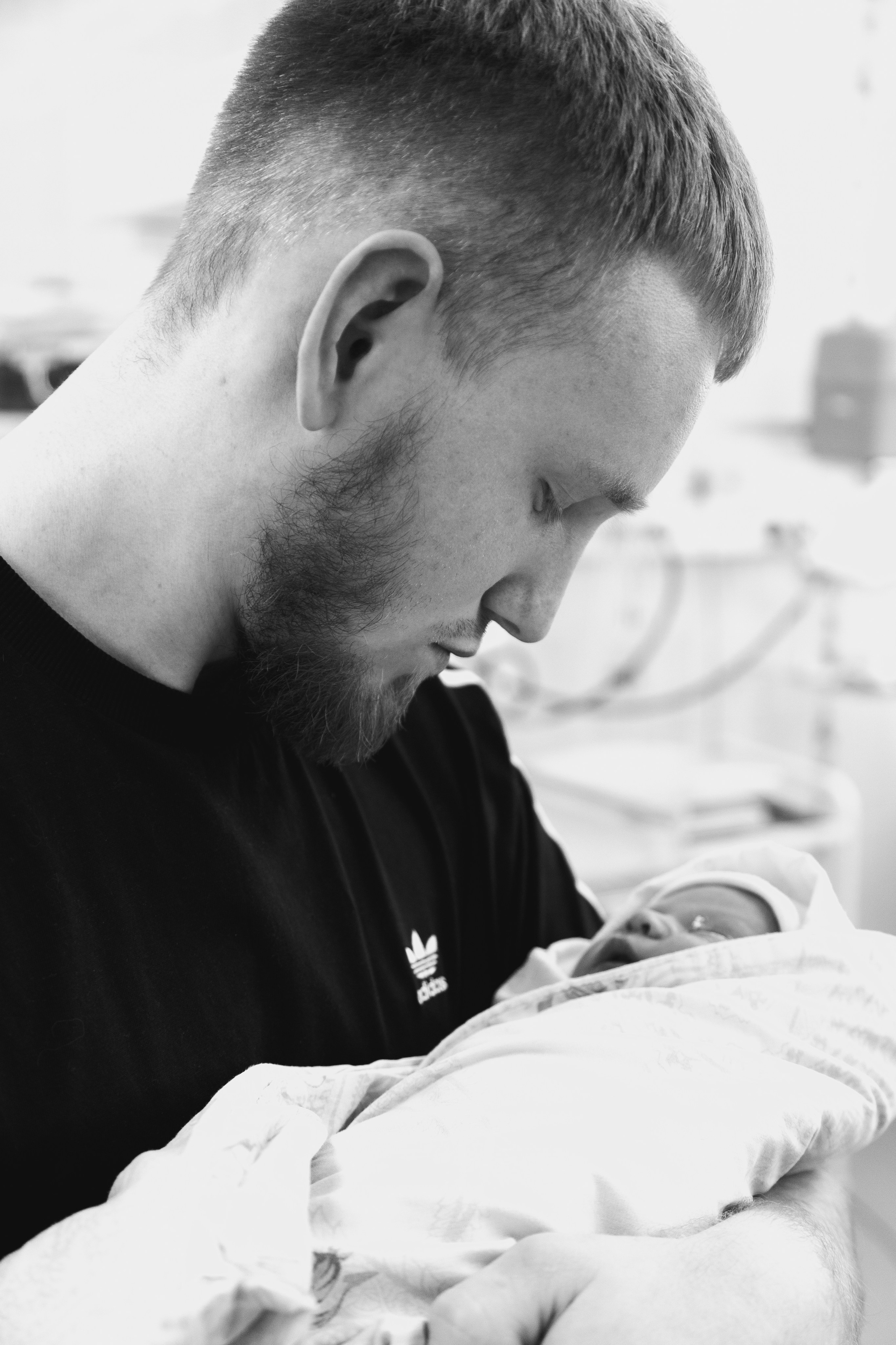 РОДЫ. МЕДИЦИНСКИЙ РЕПОРТАЖ О РОЖДЕНИИ РЕБЕНКА. ФОТОГРАФ АЛЕКСАНДРА ПЕРМЯКОВА