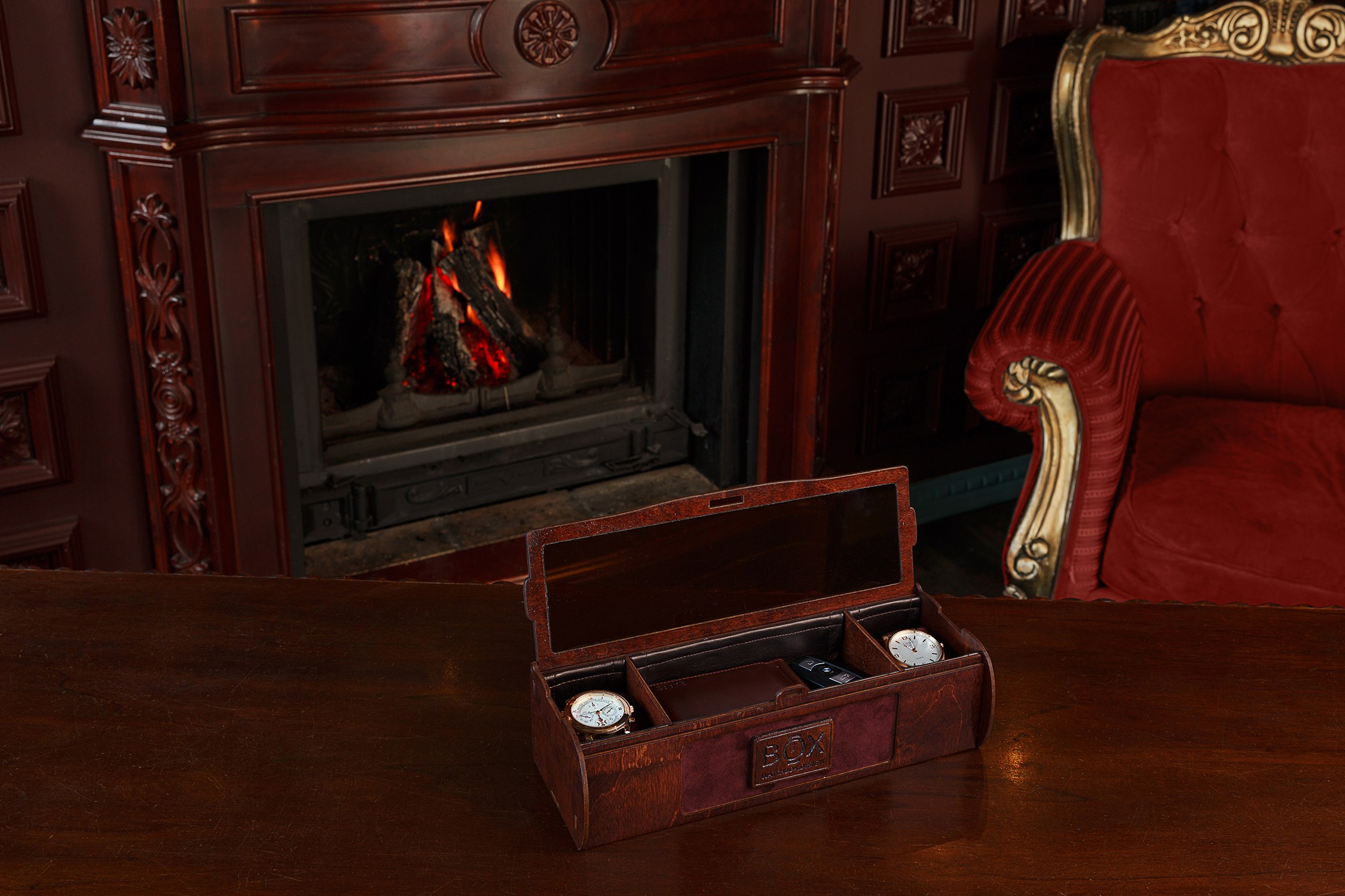 Фотосъемка боксов для часов в интерьере для соцсетей и маркетплейсов. Профессиональный фотограф в Санкт-Петербурге. Сергей Пушкин