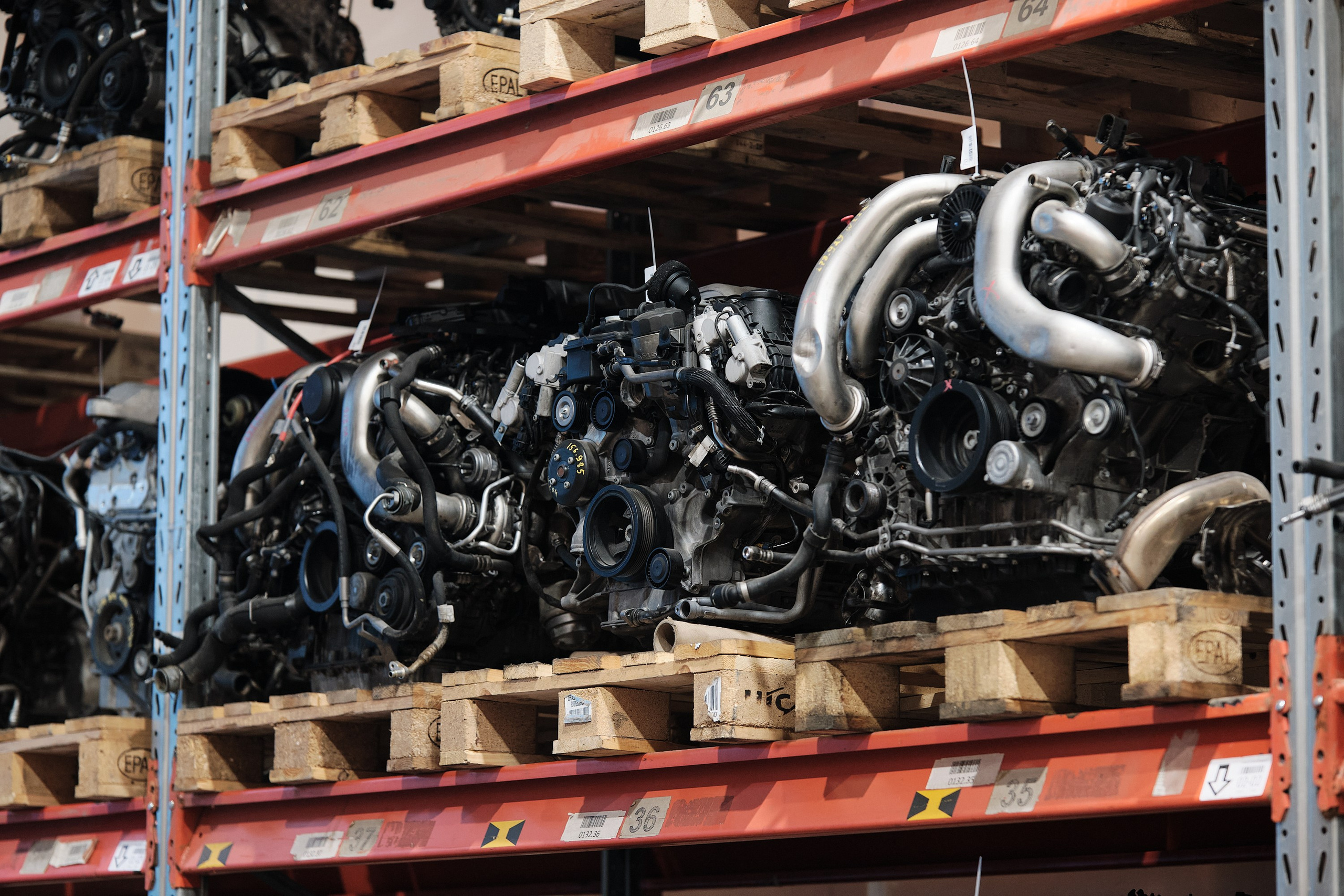 «Двигатель Mercedes-Benz S-Class W222 4.0L V8 битурбо оригинальная запчасть»«Мотор Mercedes-Benz ML W166 3.0L дизельный с турбонаддувом»«Двигатель Mercedes-Benz GLE W167 2.0L бензиновый с прямым впрыском»«Оригинальный мотор Mercedes-Benz GLS X167 4.0L V8 битурбо»«Двигатель Mercedes-Maybach S-Class W223 6.0L V12 битурбо»«Мотор Mercedes-Benz GLC X253 2.0L бензиновый с турбонаддувом»«Двигатель Mercedes-Benz GLE Coupe C292 3.0L дизельный»«Оригинальный двигатель Mercedes-Benz ML W166 3.5L бензиновый»«Двигатель Mercedes-Maybach GLS X167 4.0L V8 с турбонаддувом»«Мотор Mercedes-Benz GLC Coupe C253 2.0L бензиновый с прямым впрыском»