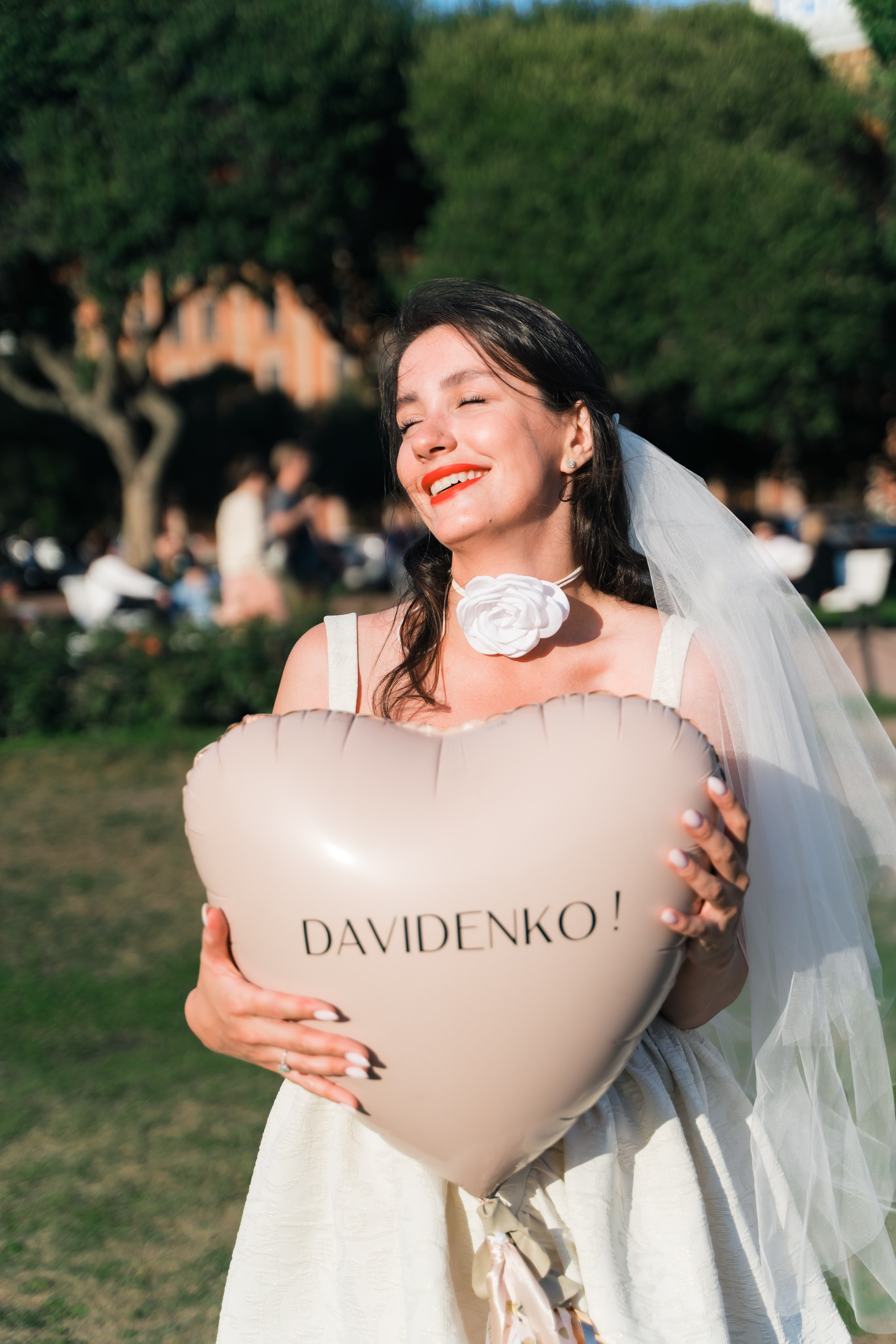 Фотосъемка девичника, встреча девушек, веселые женские портреты