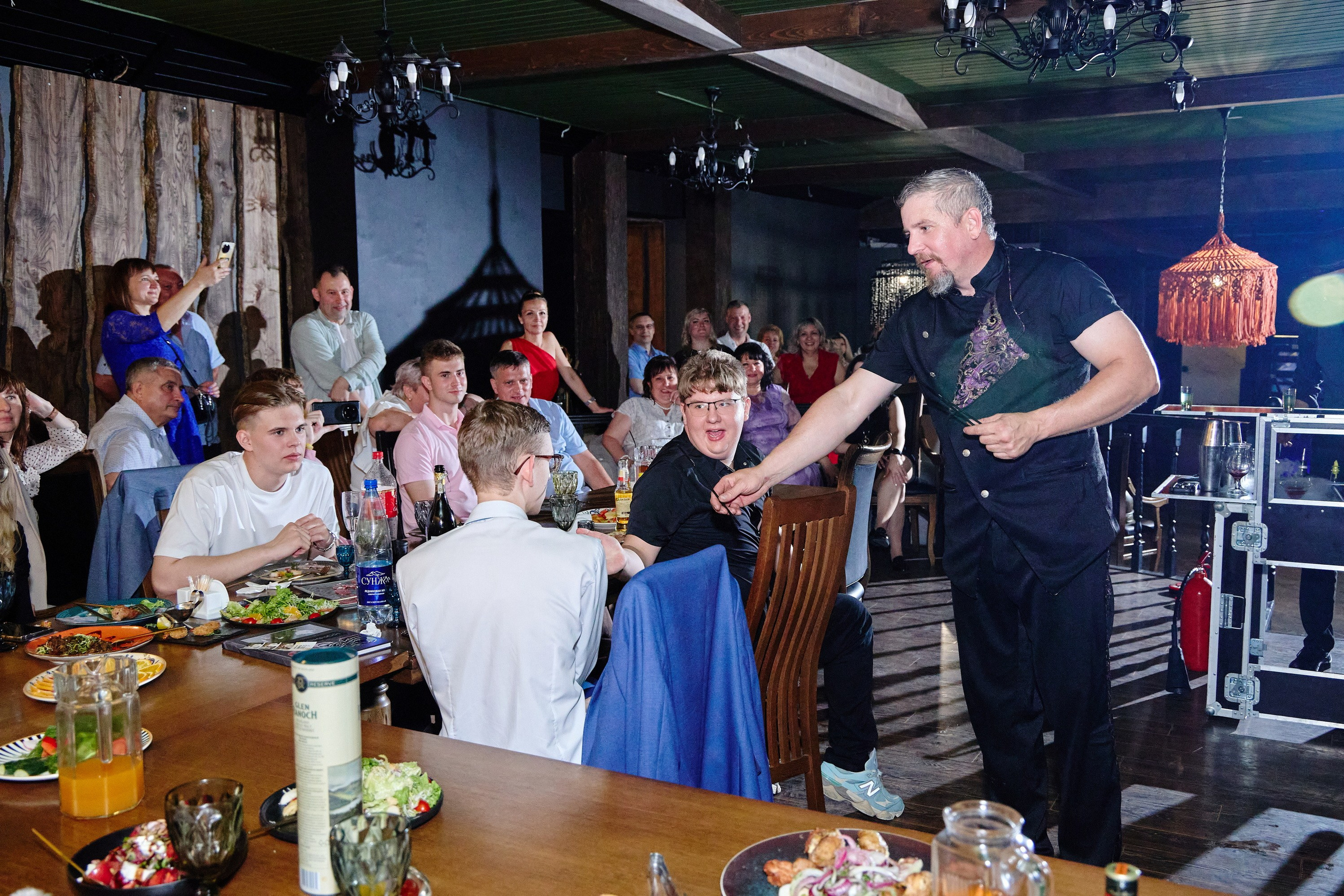 Выпускной 35 Сош. Фотограф Выпускные альбомы Таганрог Сергей Коробченко