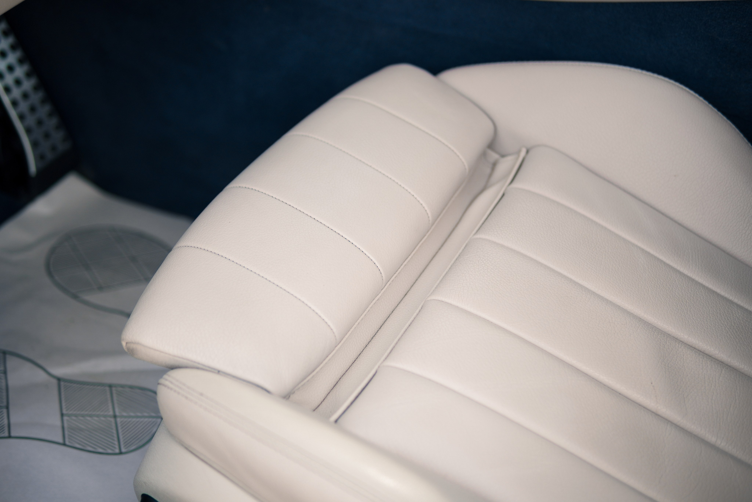 Mercedes Benz E200 Coupe. AutoAlexArt