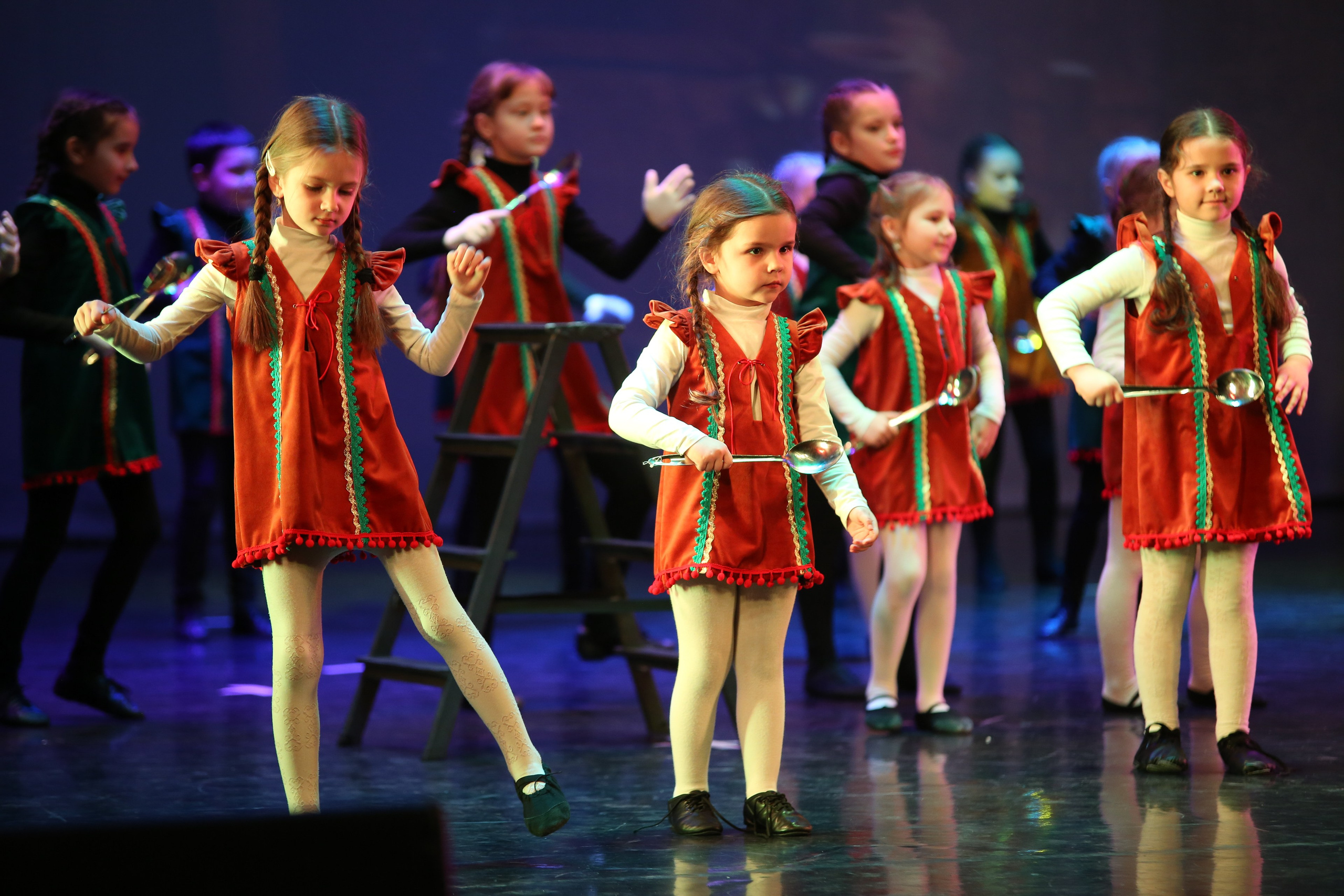 ТС ФАНТАЗИЯ — БЕНЕФИС 25 ЛЕТ. Профессиональный фотограф в Мценске и Орловской области