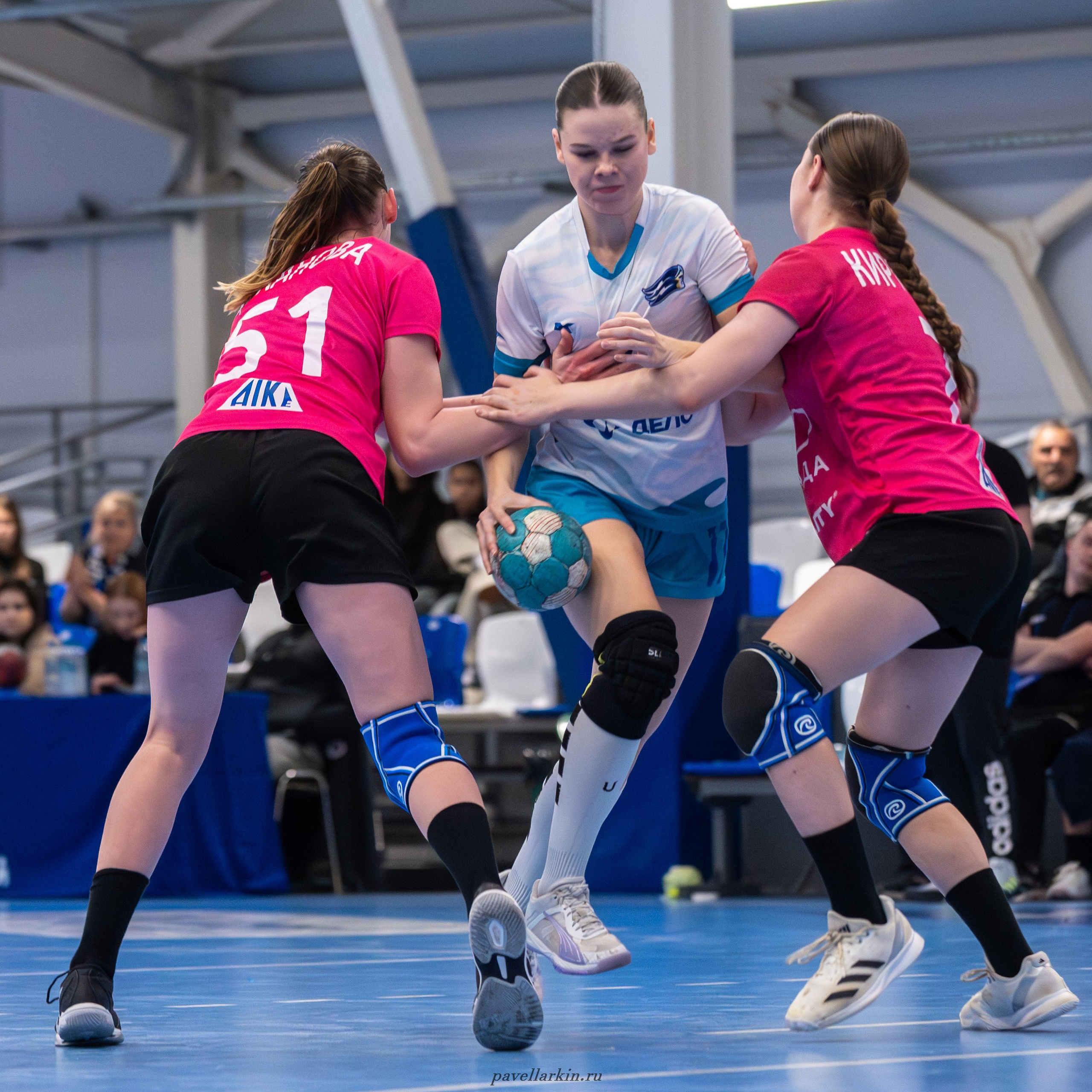 Гандбол. Черноморочка-2 — Университет-2. Спортивный фотограф, фотожурналист Павел Ларькин