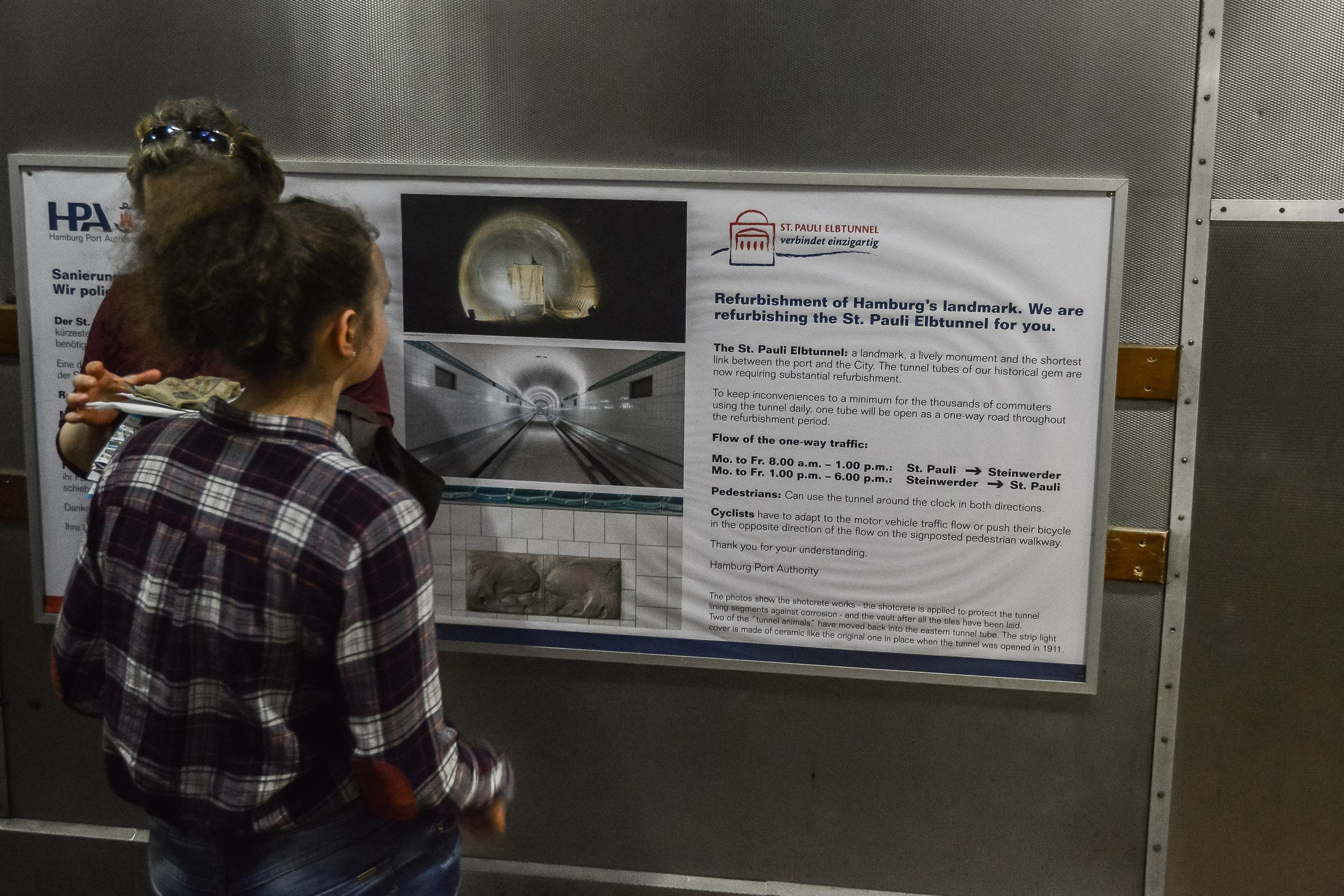 корпоратив, тимбилдинг, юбилей, Фотограф на праздник, Беларусь, минск фотограф, репортажной фотограф Беларусь,  фотограф в Минске, Алексей Матюшков, фоторепортер Беларуси, Репортажная съемка мероприятий,  день рождения, Тоннель через Эльбу