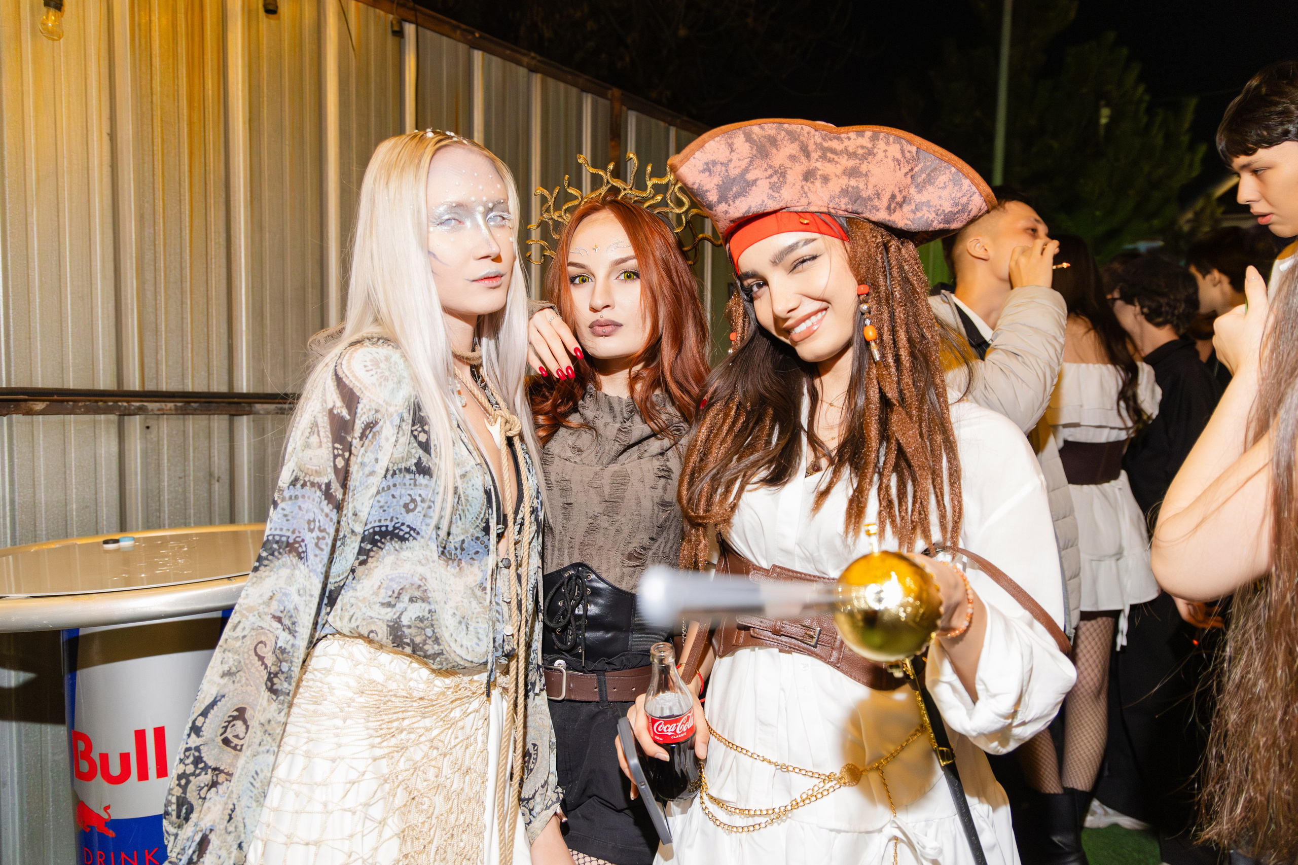 ВЫШКА WAVE — HALLOWEEN. Портретный фотограф в Алматы