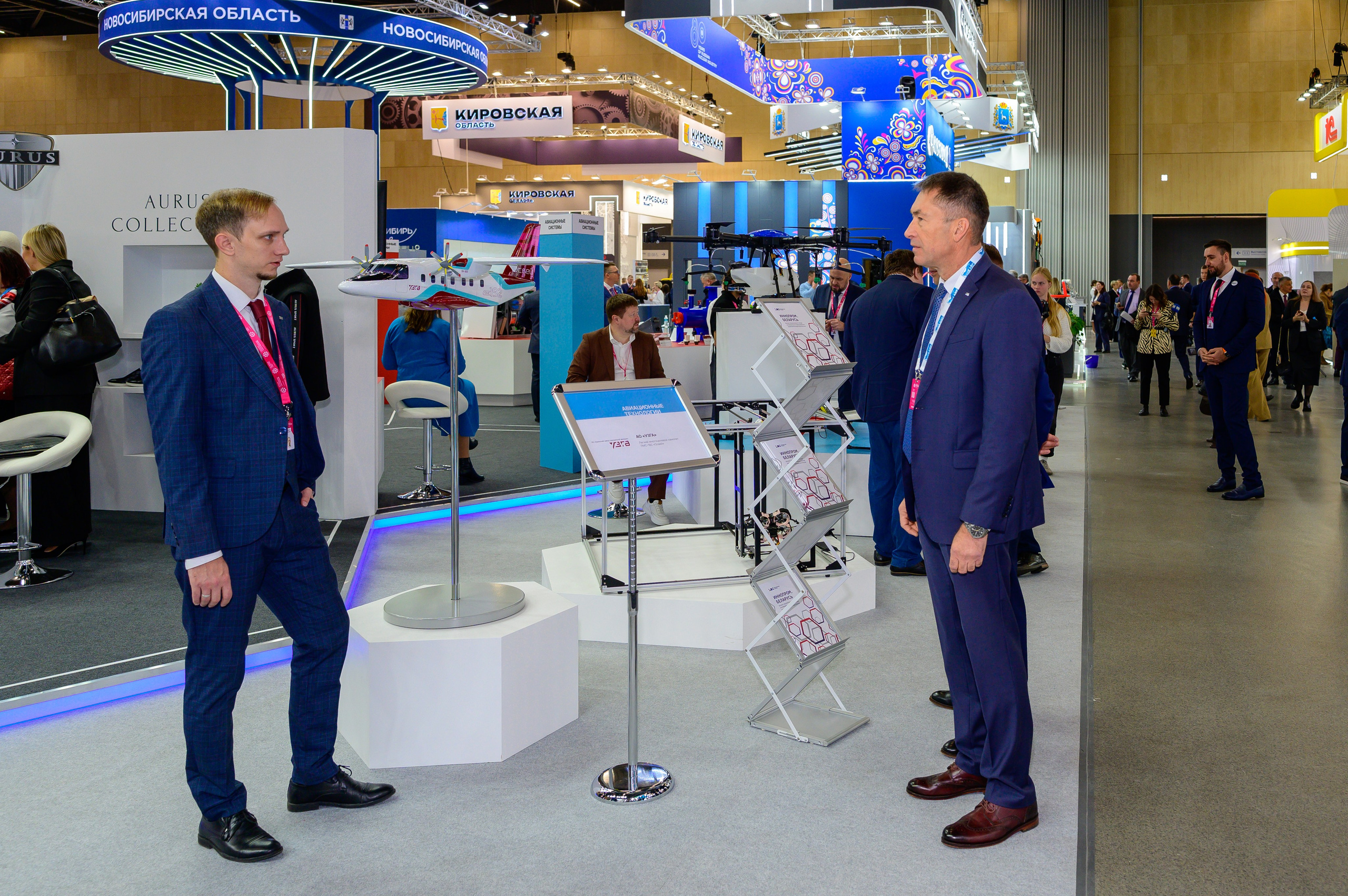 BigindustrialweekBelarus. Фотоуслуги, услуги фотографа, фотографирование важных событий