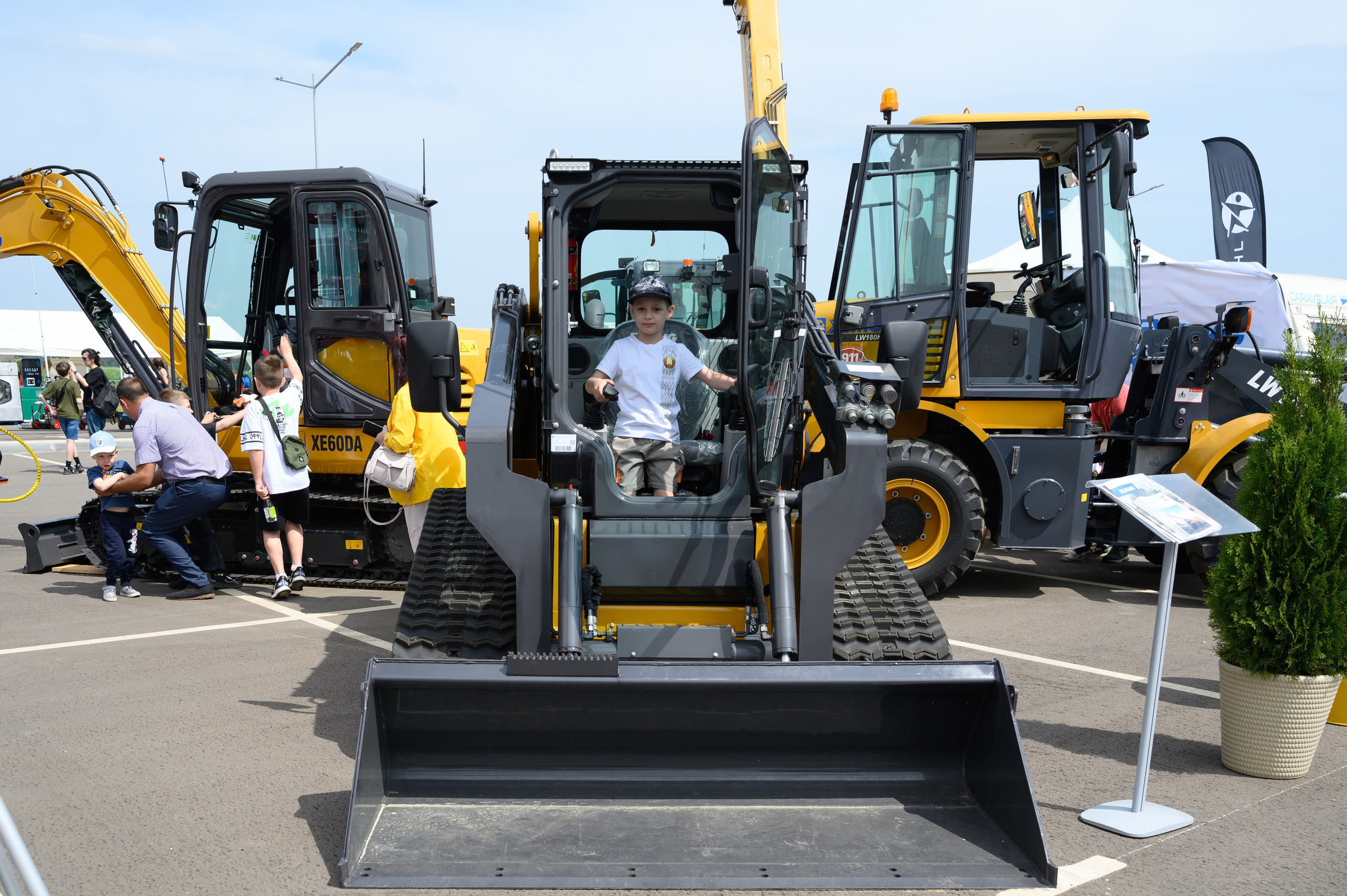 Агровыставка. Фотоуслуги, услуги фотографа, фотографирование важных событий