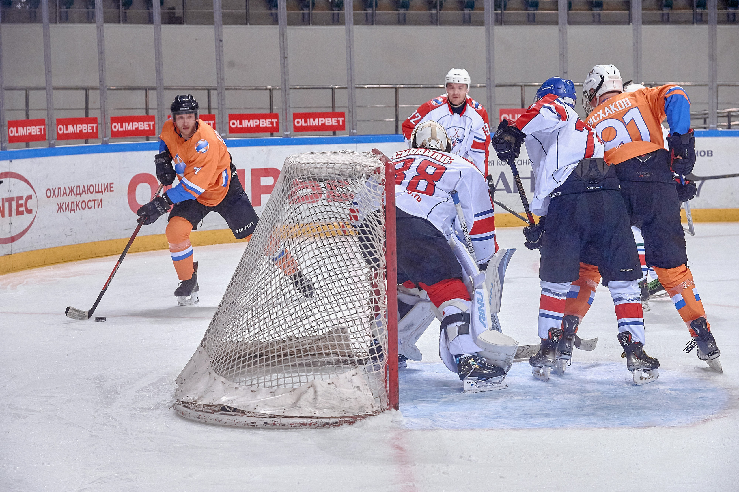 Платинум Арена — Хоккей — РусГидро. Фотограф Яковлев Роман — Красноярск