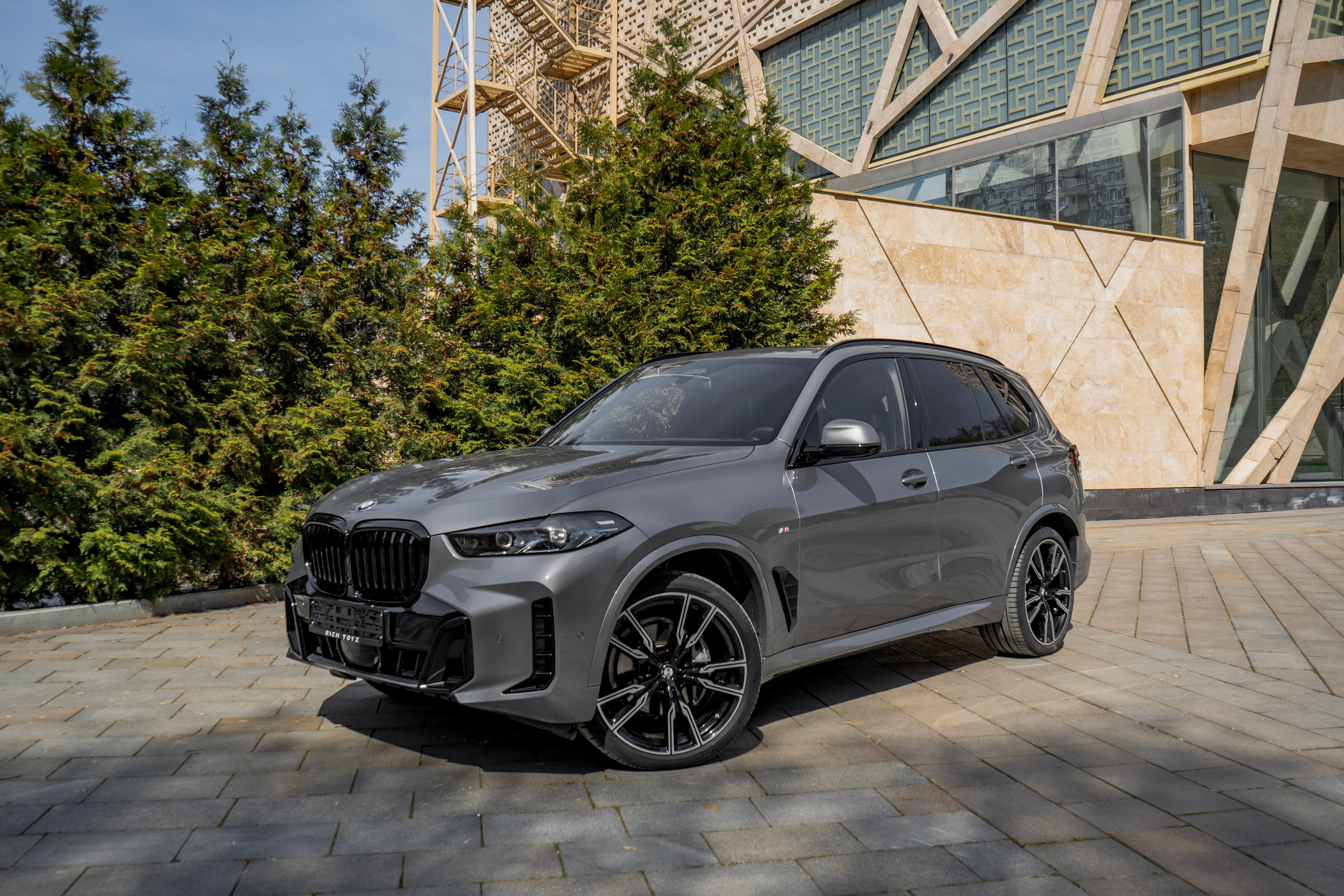 BMW X5. Автомобильный фотограф Ногинск Денис Городок