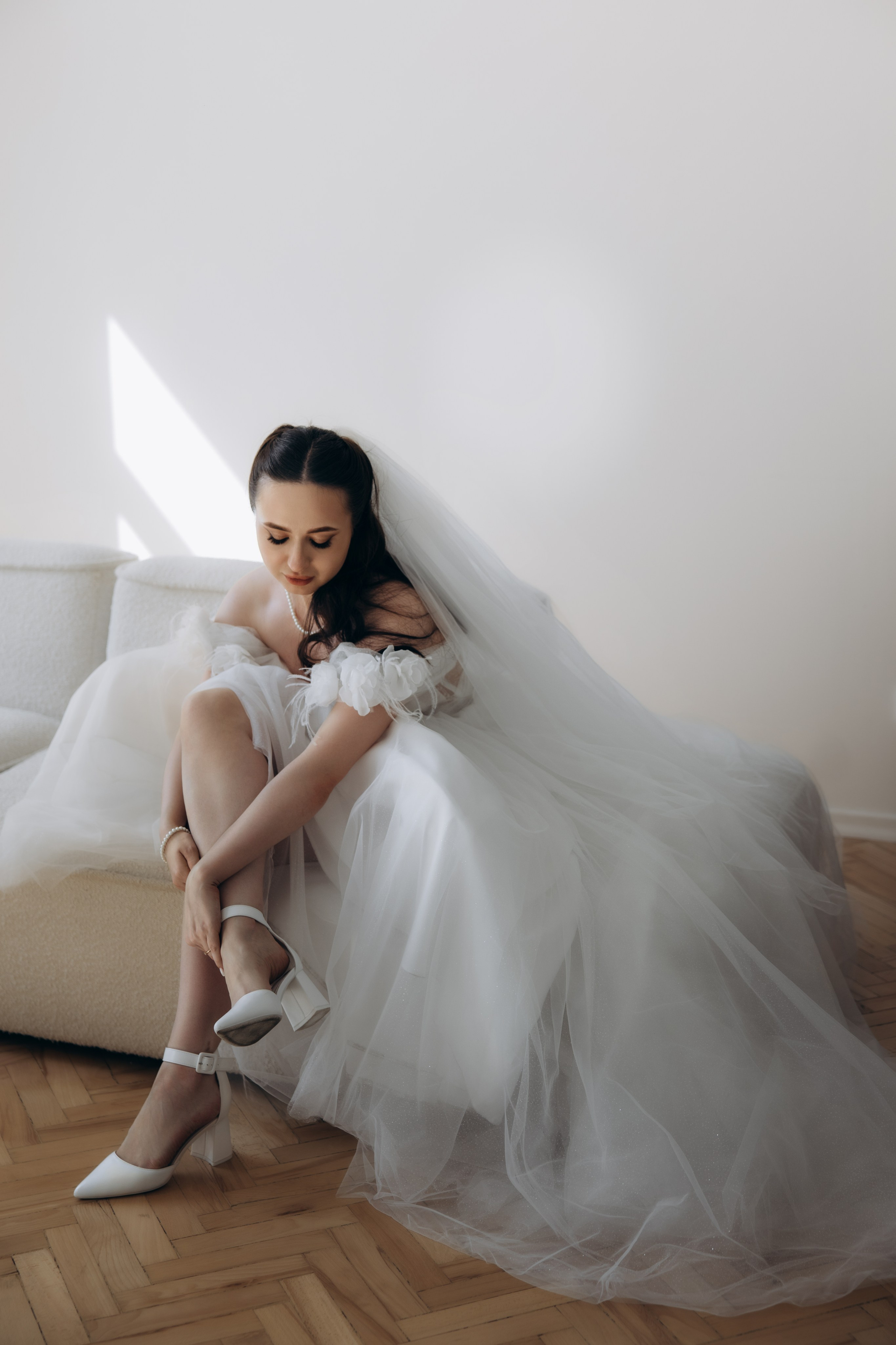 Свадебная фотосъемка в Пензе: Ольга и Владислав в отеле и студии «Перспектива»