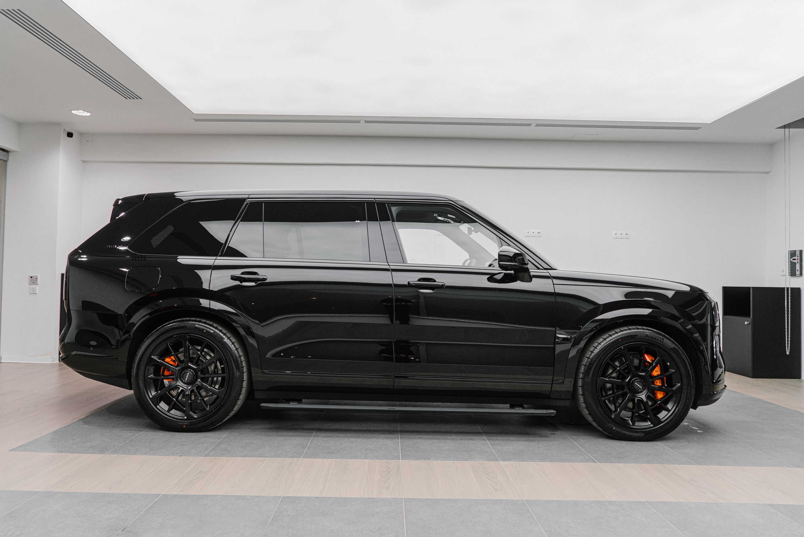 ZEEKR 9X. Фотограф Рома М