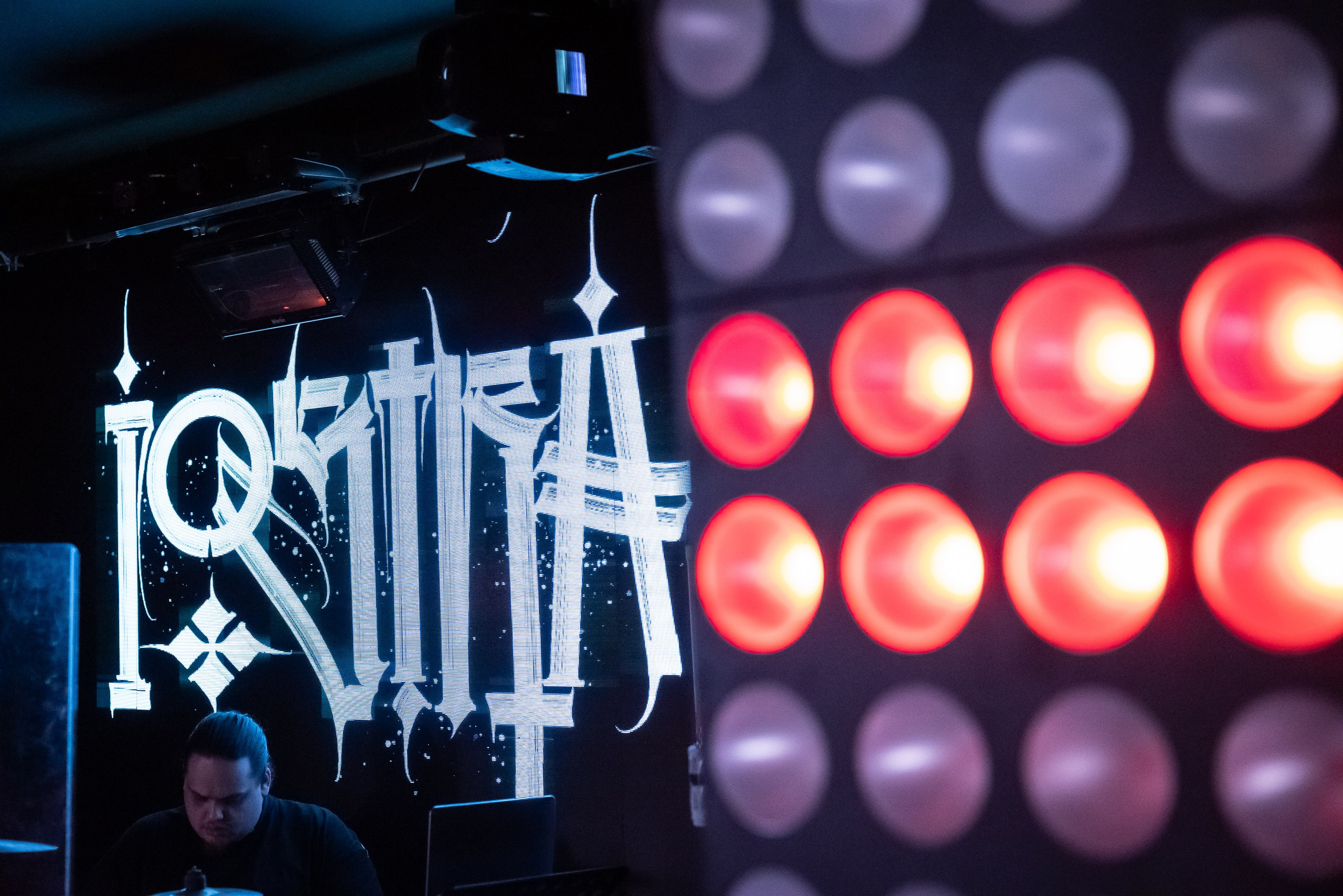 Концерт альтернатив метал группы iOSTRA в «Music bar Мумий Тролль» Москва. Фотограф Владимир Охрименко