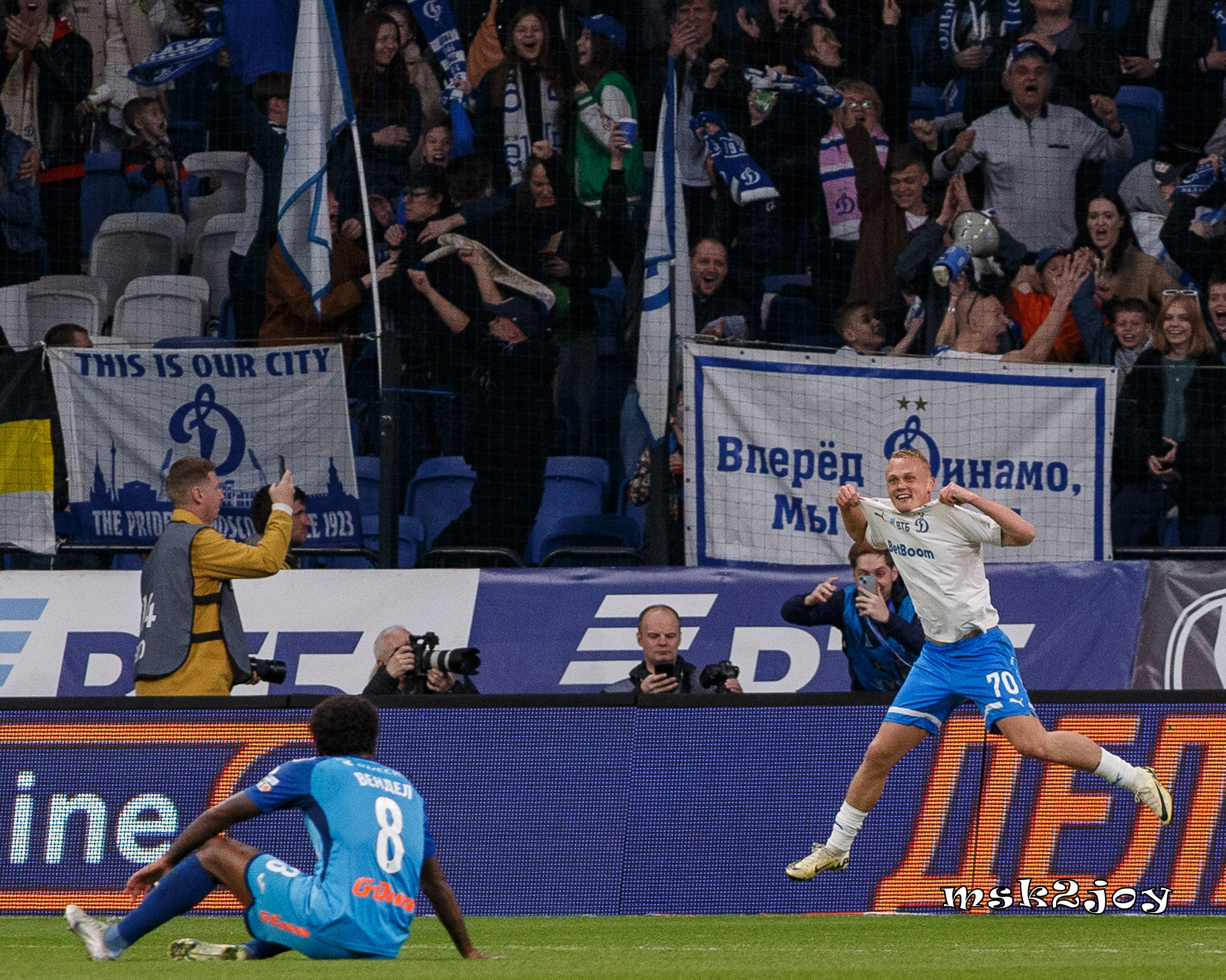 Фоторепортаж. РПЛ. Динамо — Зенит. Михаил Тоцкий портретный и репортажный фотограф в Москве