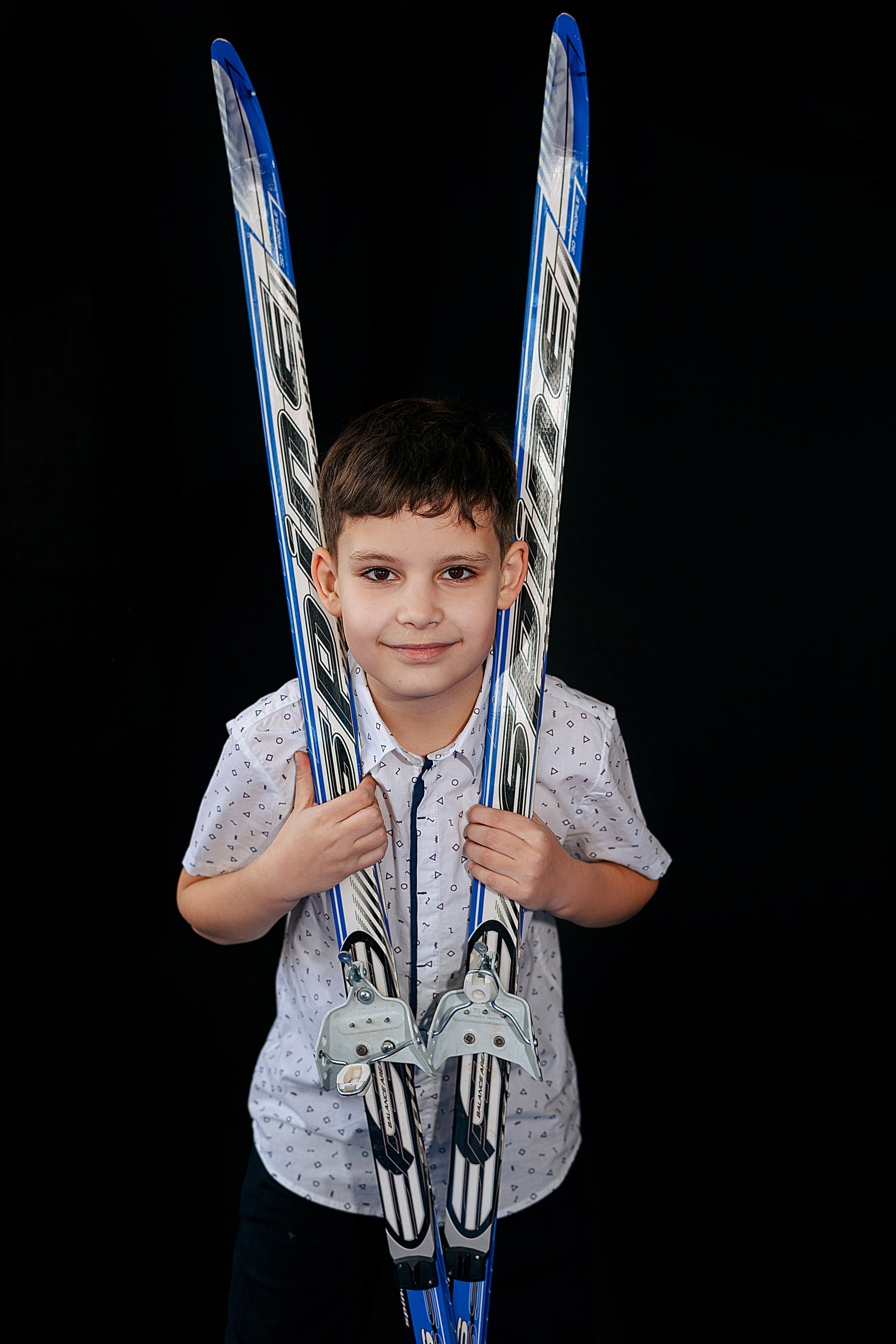 Школьные портреты. Школьный фотограф в Челябинске. Выпускные фотоальбомы