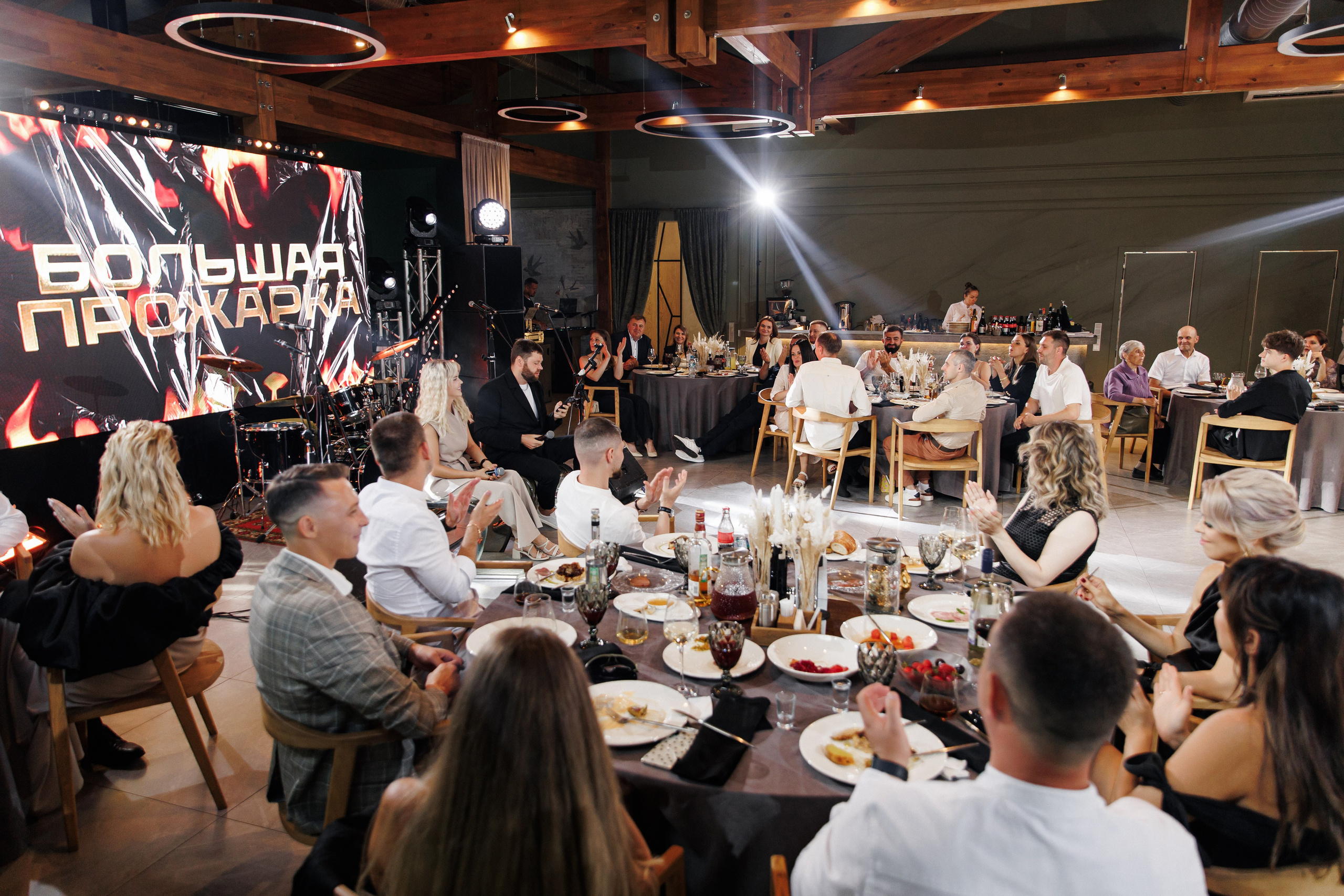 Артем и Мария. Свадебный и репортажный фотограф Евгений Петров