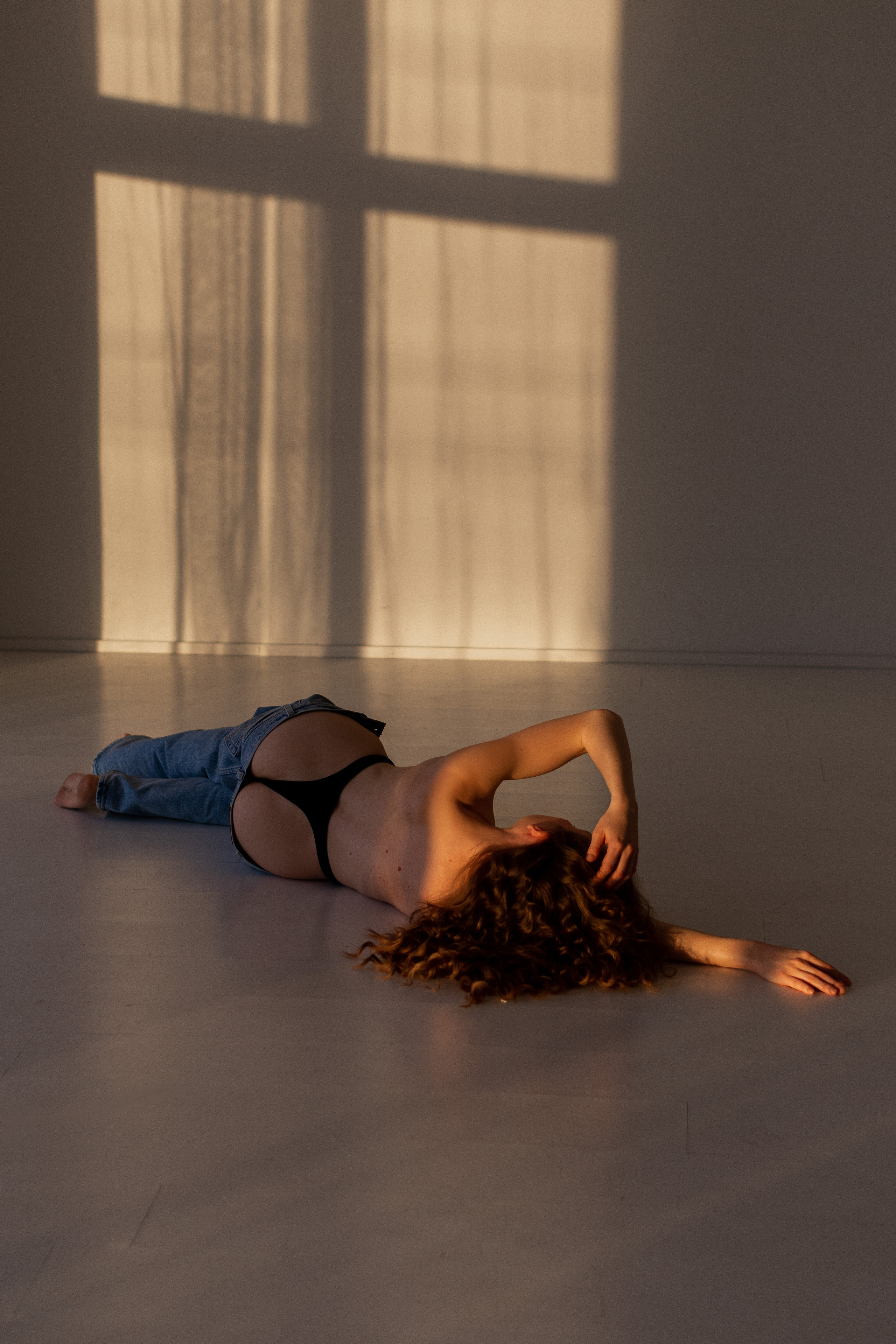 Смотреть серию. ЖЕНСКИЙ ФОТОГРАФ КРИСТИНА ВИГЕЛЬ