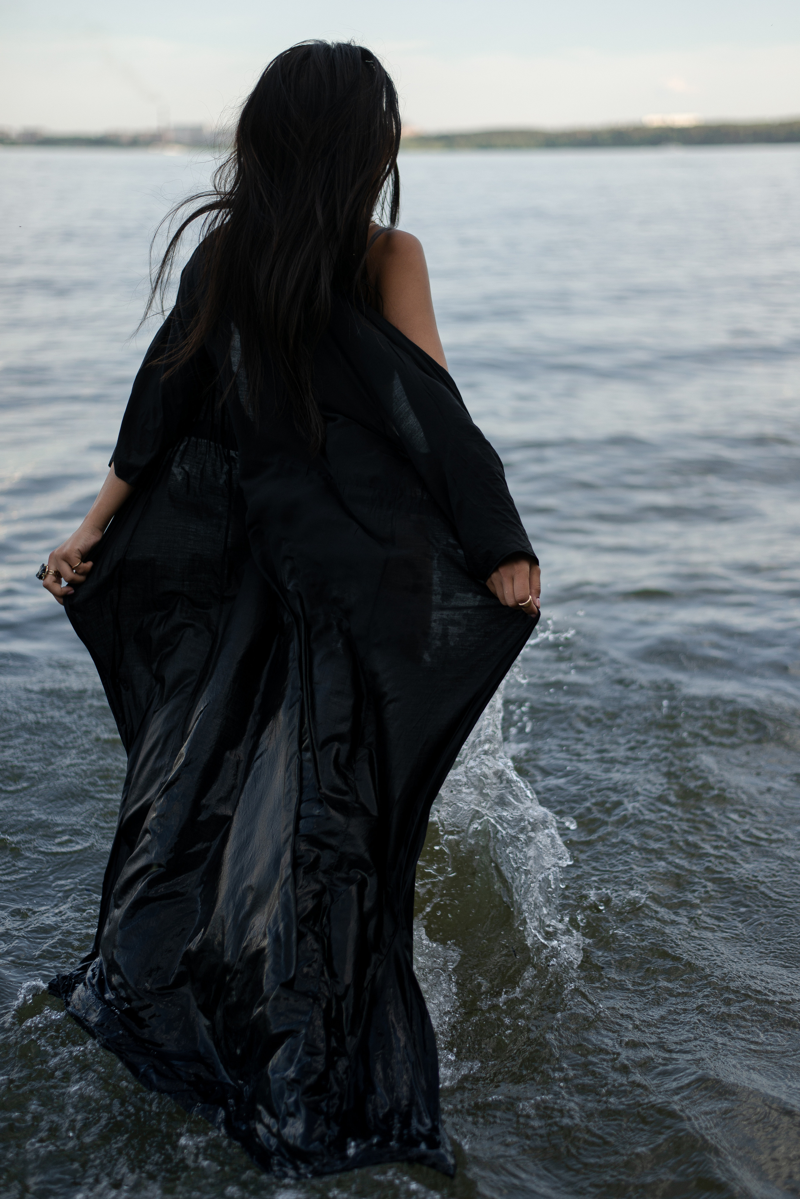 Смотреть серию. ЖЕНСКИЙ ФОТОГРАФ КРИСТИНА ВИГЕЛЬ