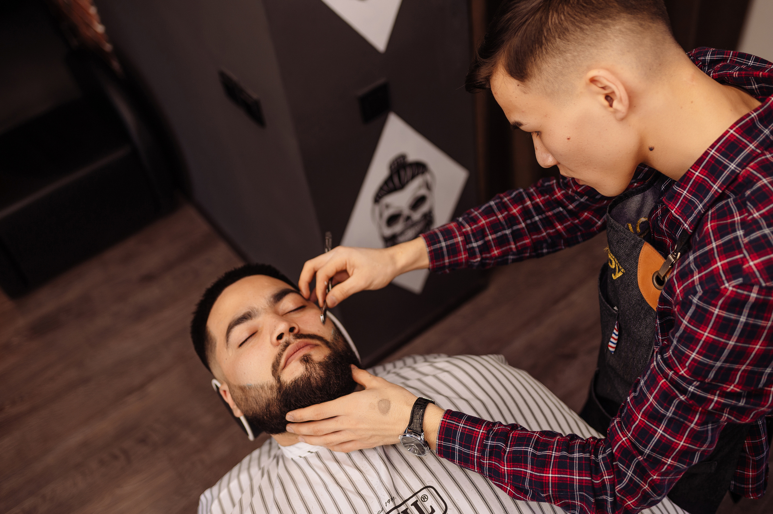 Мужская парикмахерская Old Boy. Репортажный и свадебный фотограф в Курске Борис Захарчук