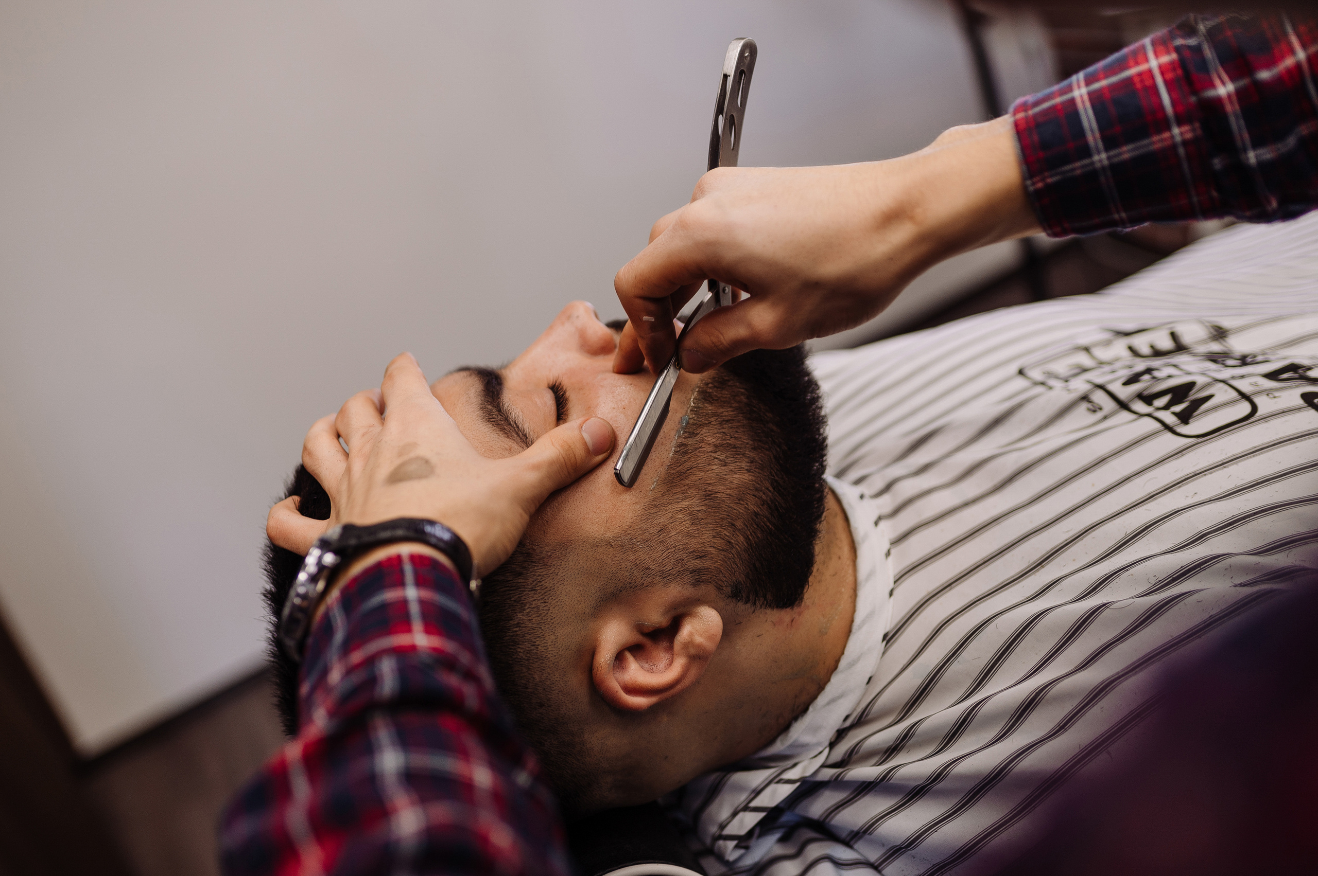 Мужская парикмахерская Old Boy. Репортажный и свадебный фотограф в Курске Борис Захарчук