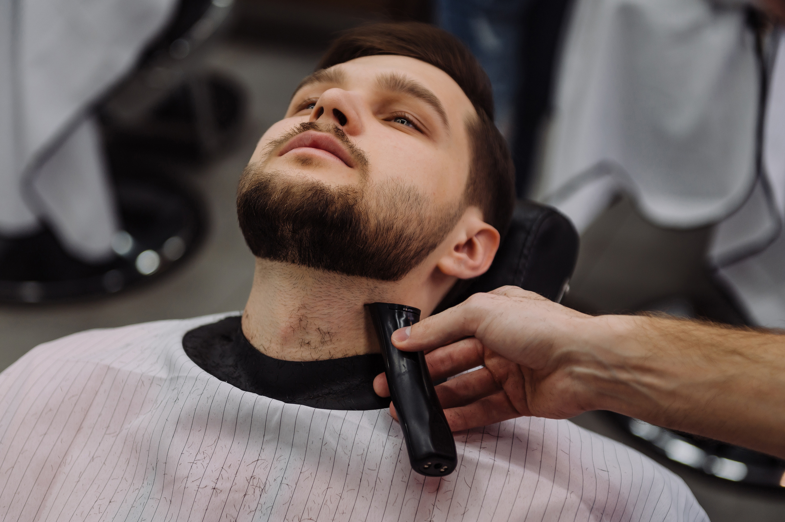 Бизнес портрет барбера. Репортажный и свадебный фотограф в Курске Борис Захарчук