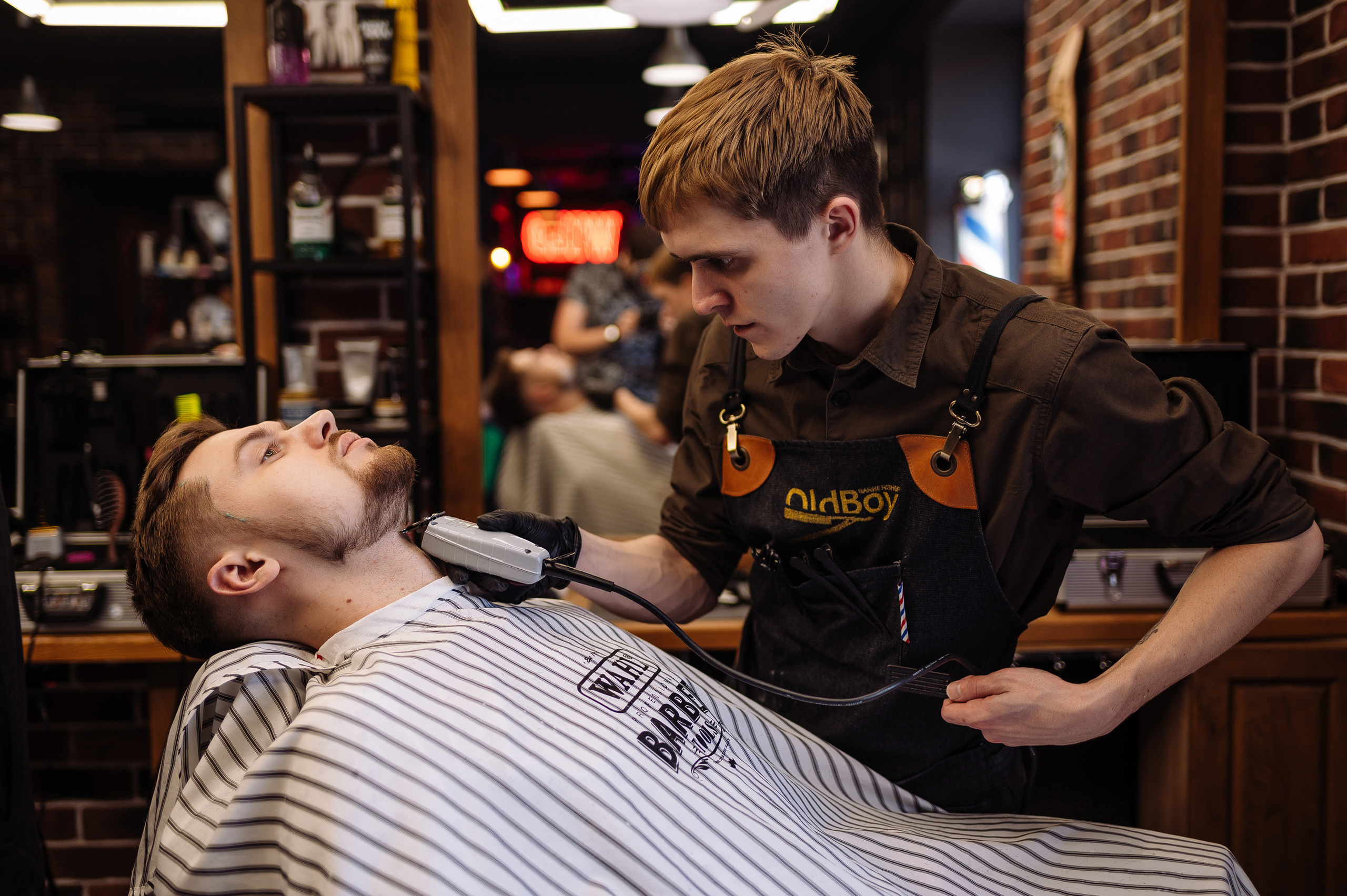 Мужская парикмахерская Old Boy. Репортажный и свадебный фотограф в Курске Борис Захарчук
