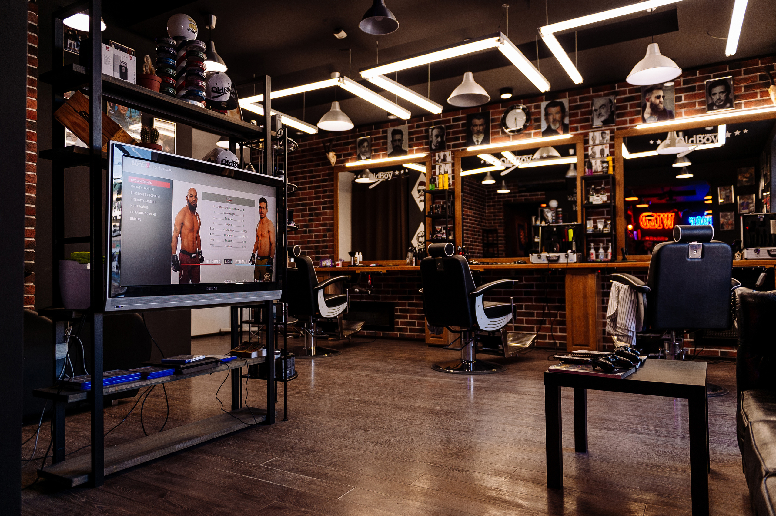 Мужская парикмахерская Old Boy. Репортажный и свадебный фотограф в Курске Борис Захарчук