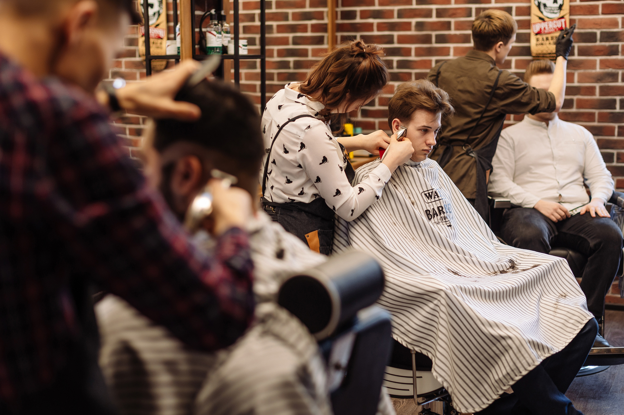 Мужская парикмахерская Old Boy. Репортажный и свадебный фотограф в Курске Борис Захарчук