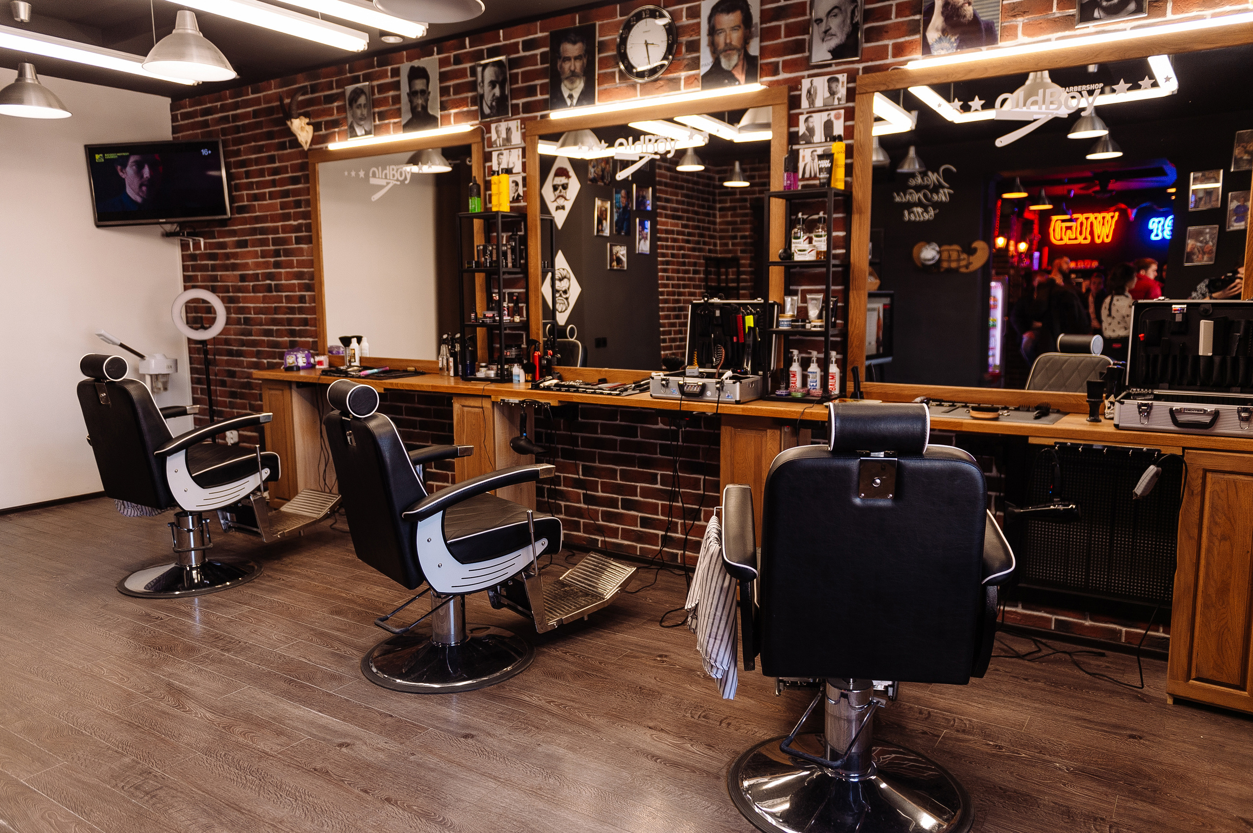 Мужская парикмахерская Old Boy. Репортажный и свадебный фотограф в Курске Борис Захарчук